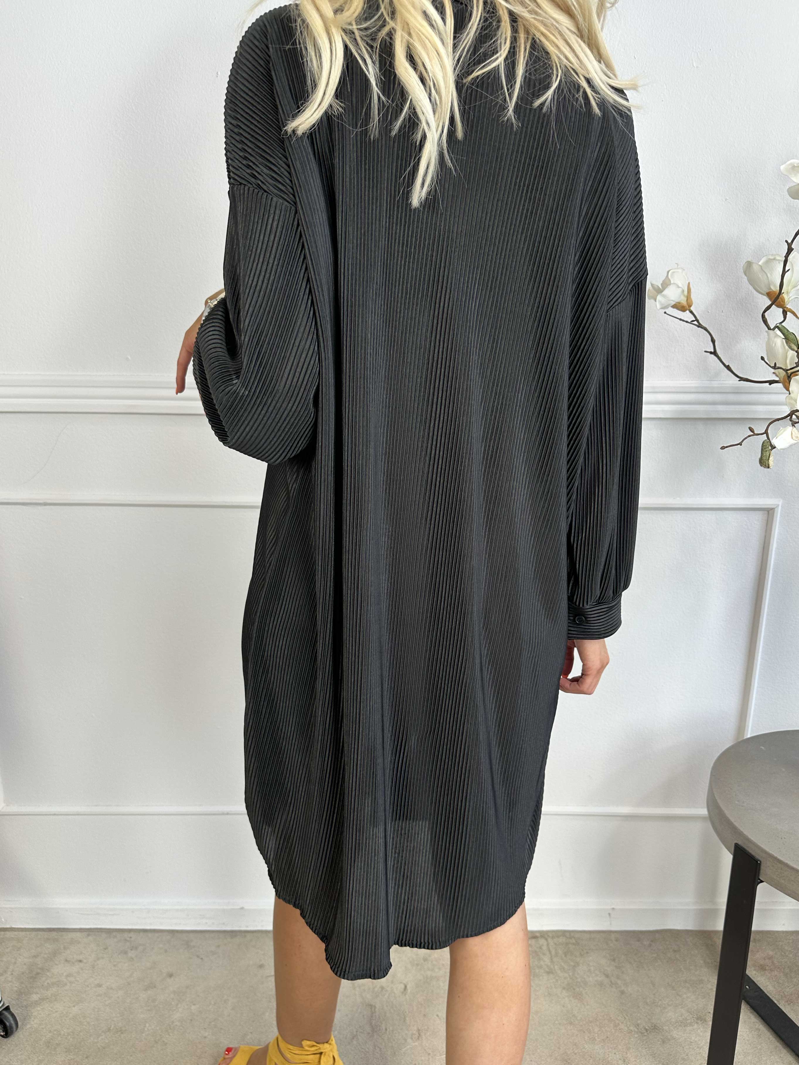 Bellatrix - Ribbad skjortklänning