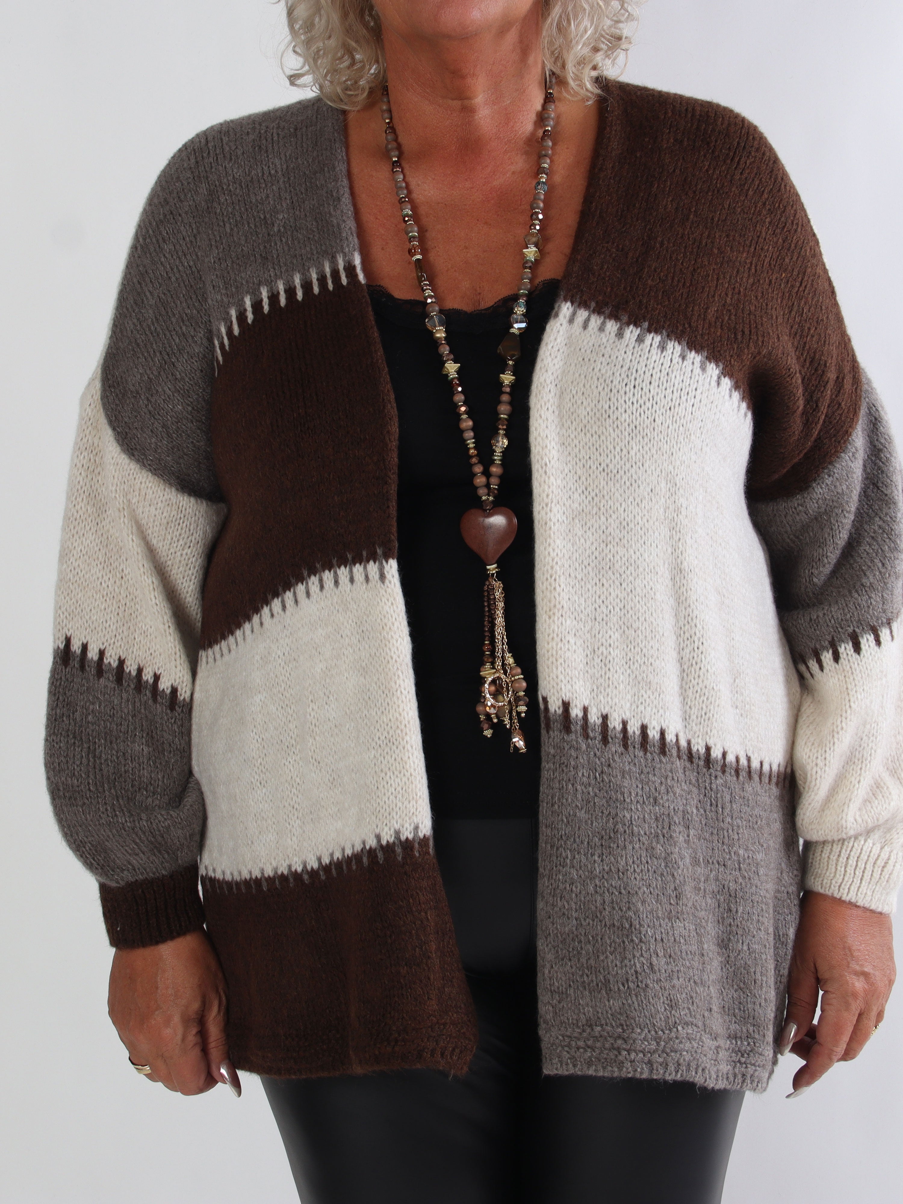 Belis - Flerfärgad stickad plus size kofta