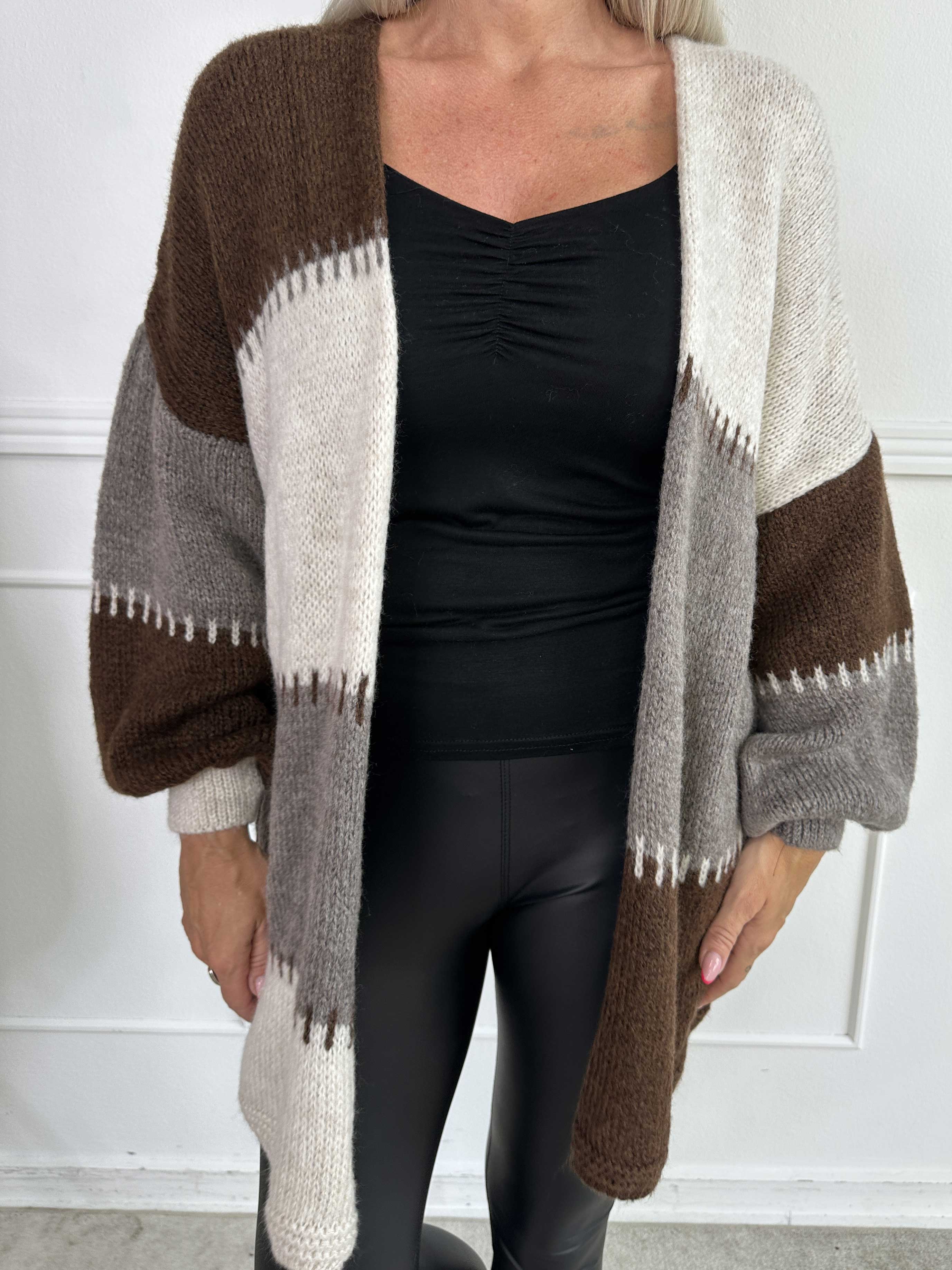 Belis - Flerfärgad stickad kofta