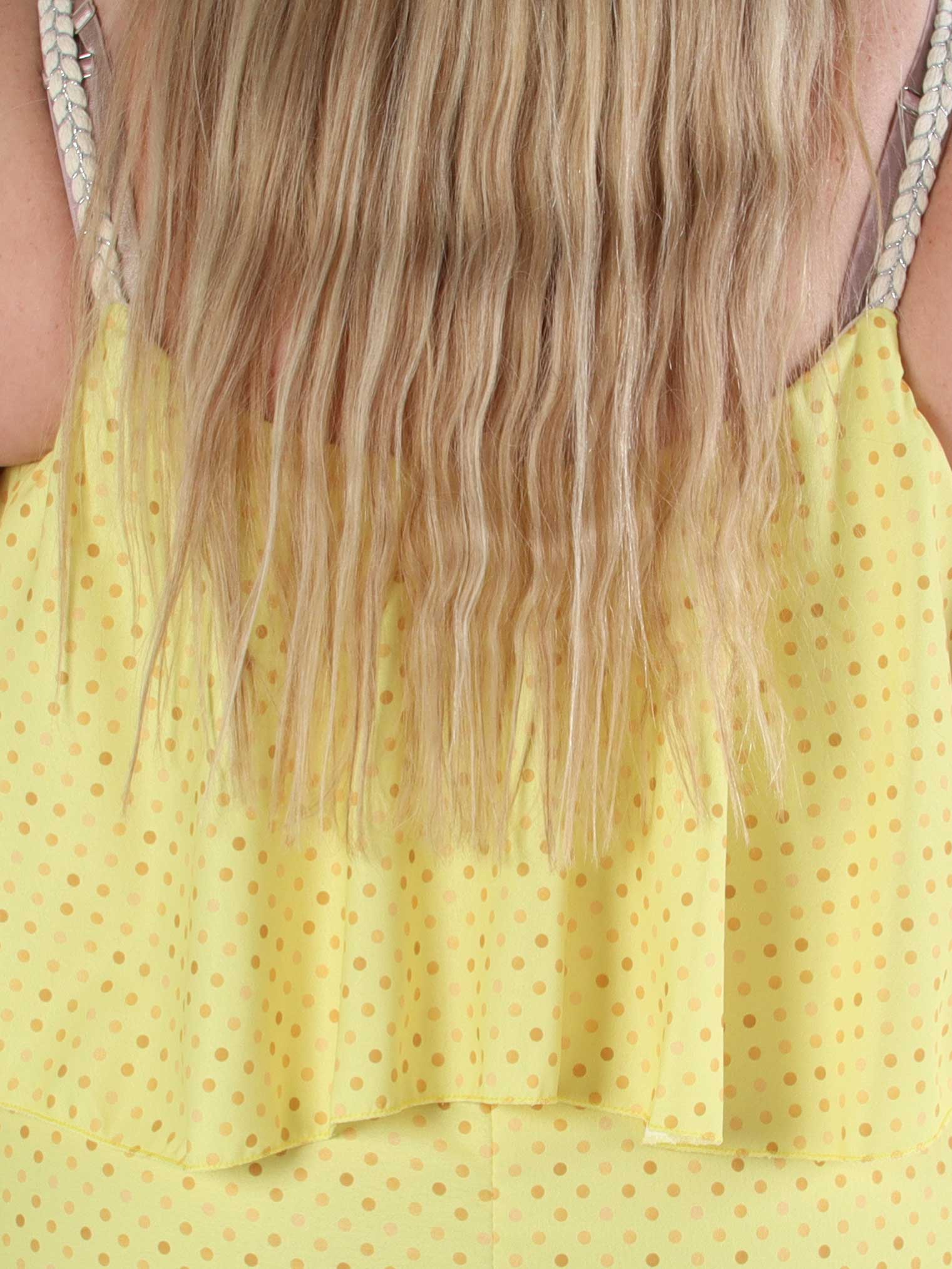 Blanca Dot Top - Prickig plus size topp med volangkant och flätade axelband