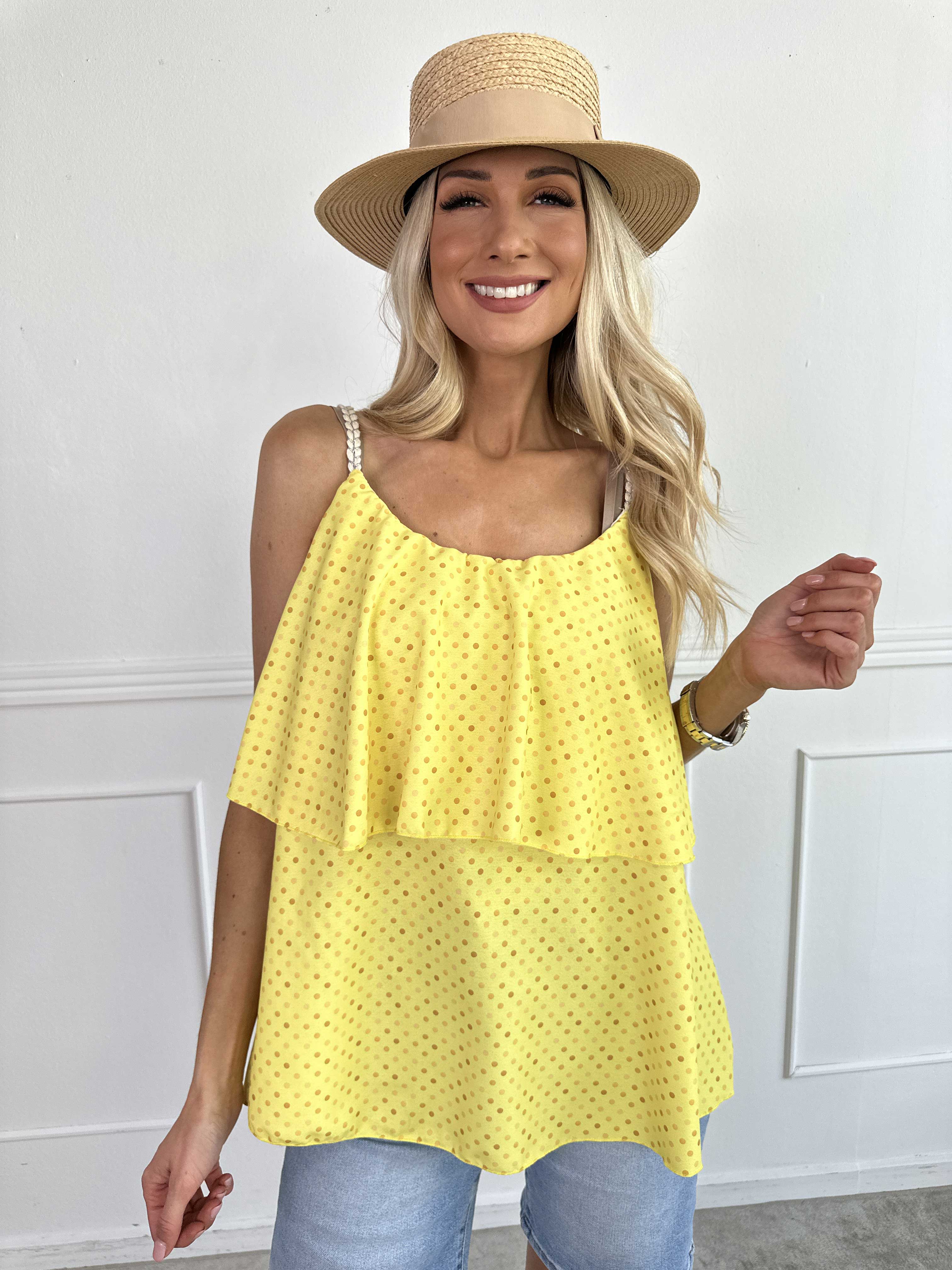 Blanca Dot Top - Prickig topp med volangkant och flätade axelband