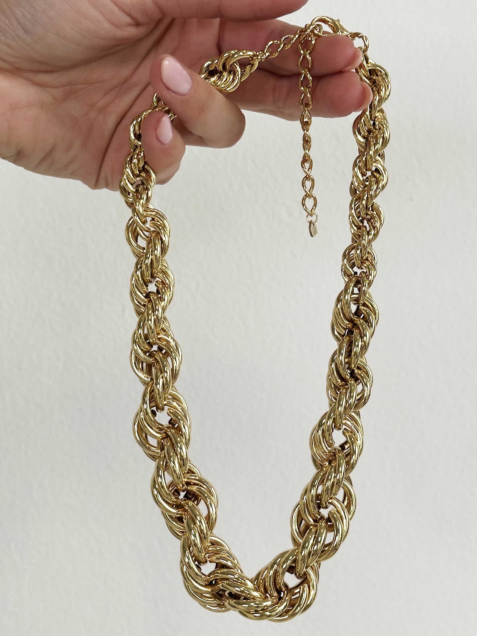 Brittani - Tvinnad guldhalsband