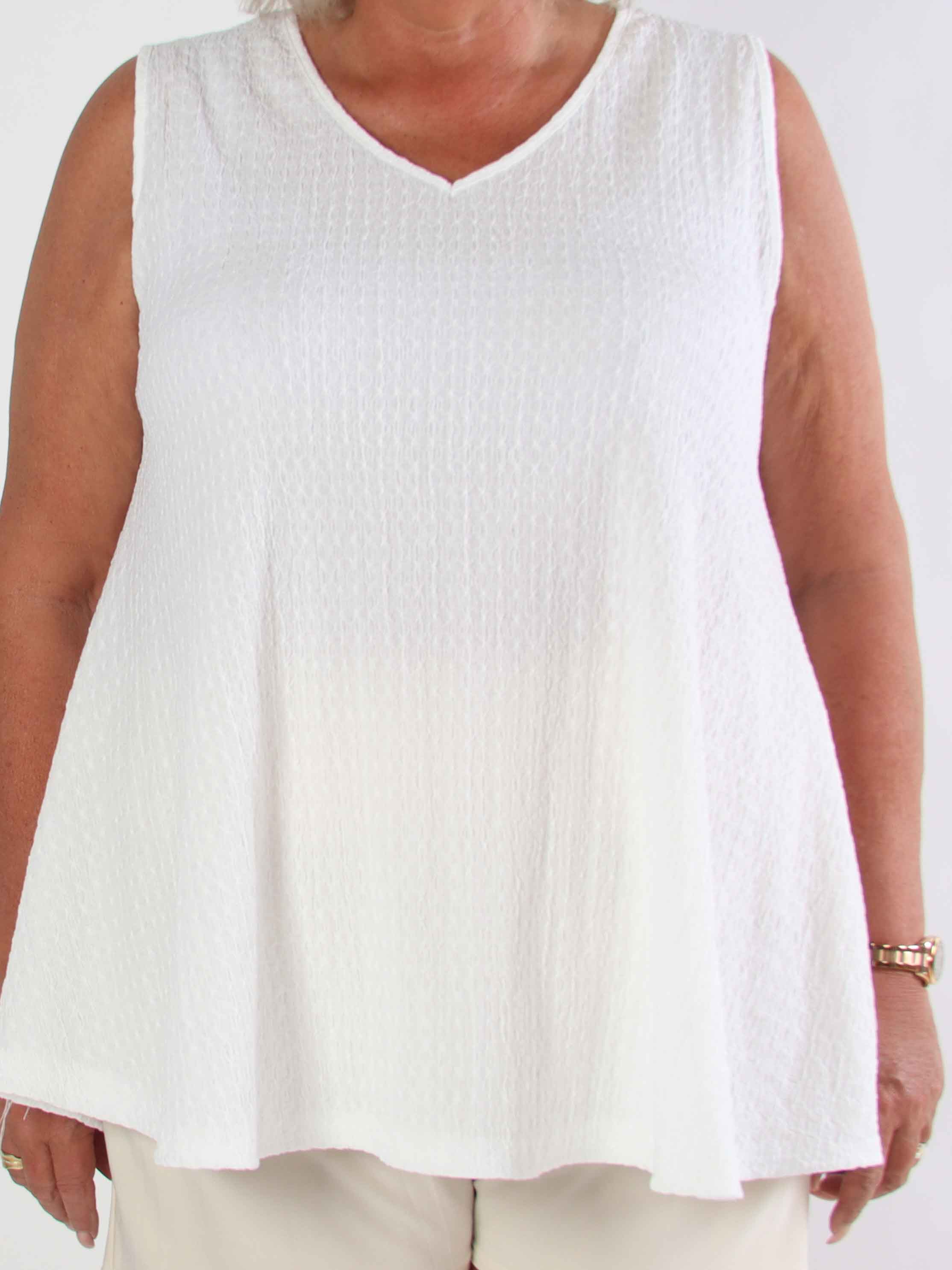 Carme - Söt plus size tunika i viskosblandning och lös passform