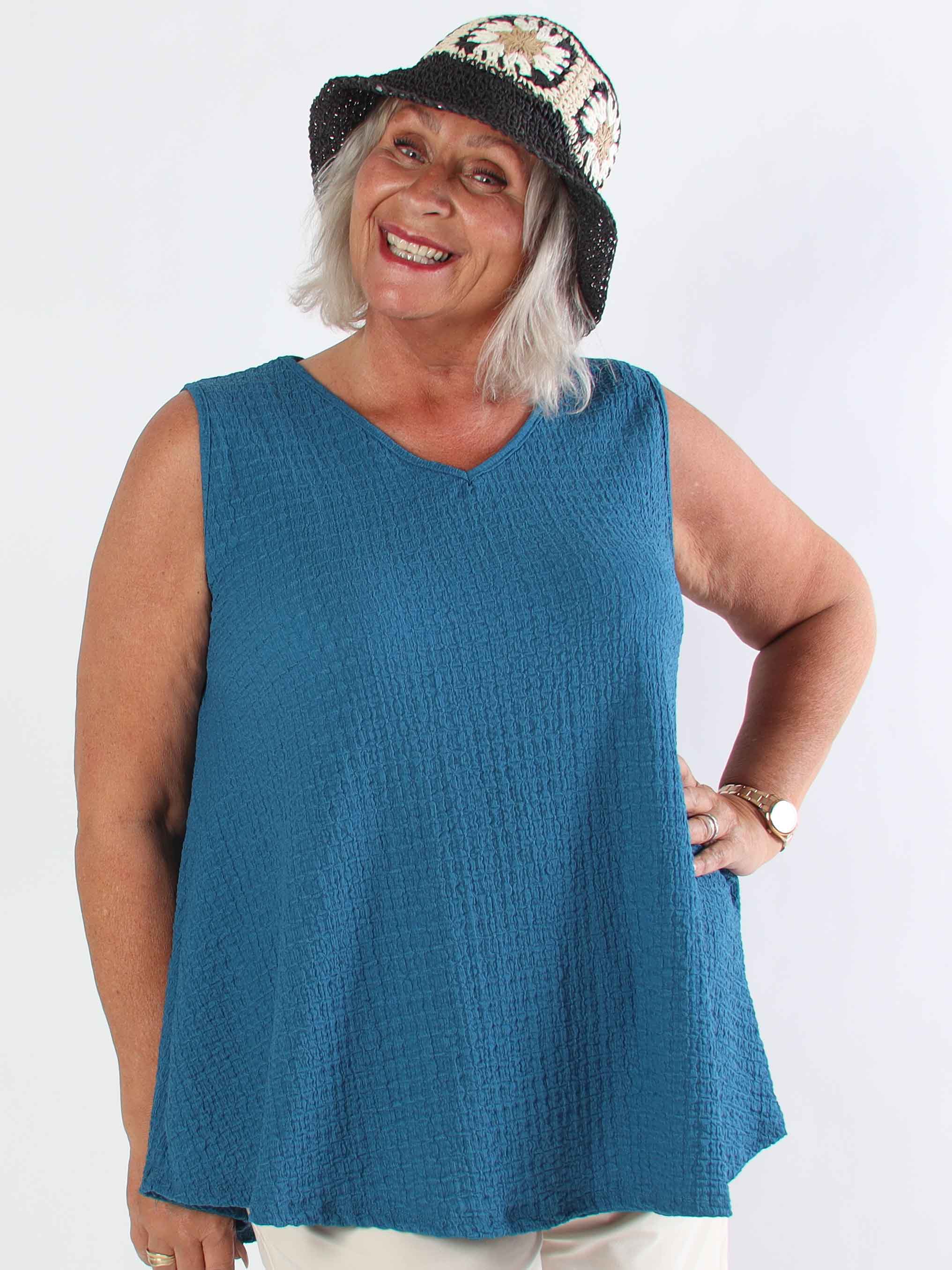 Carme - Söt plus size tunika i viskosblandning och lös passform