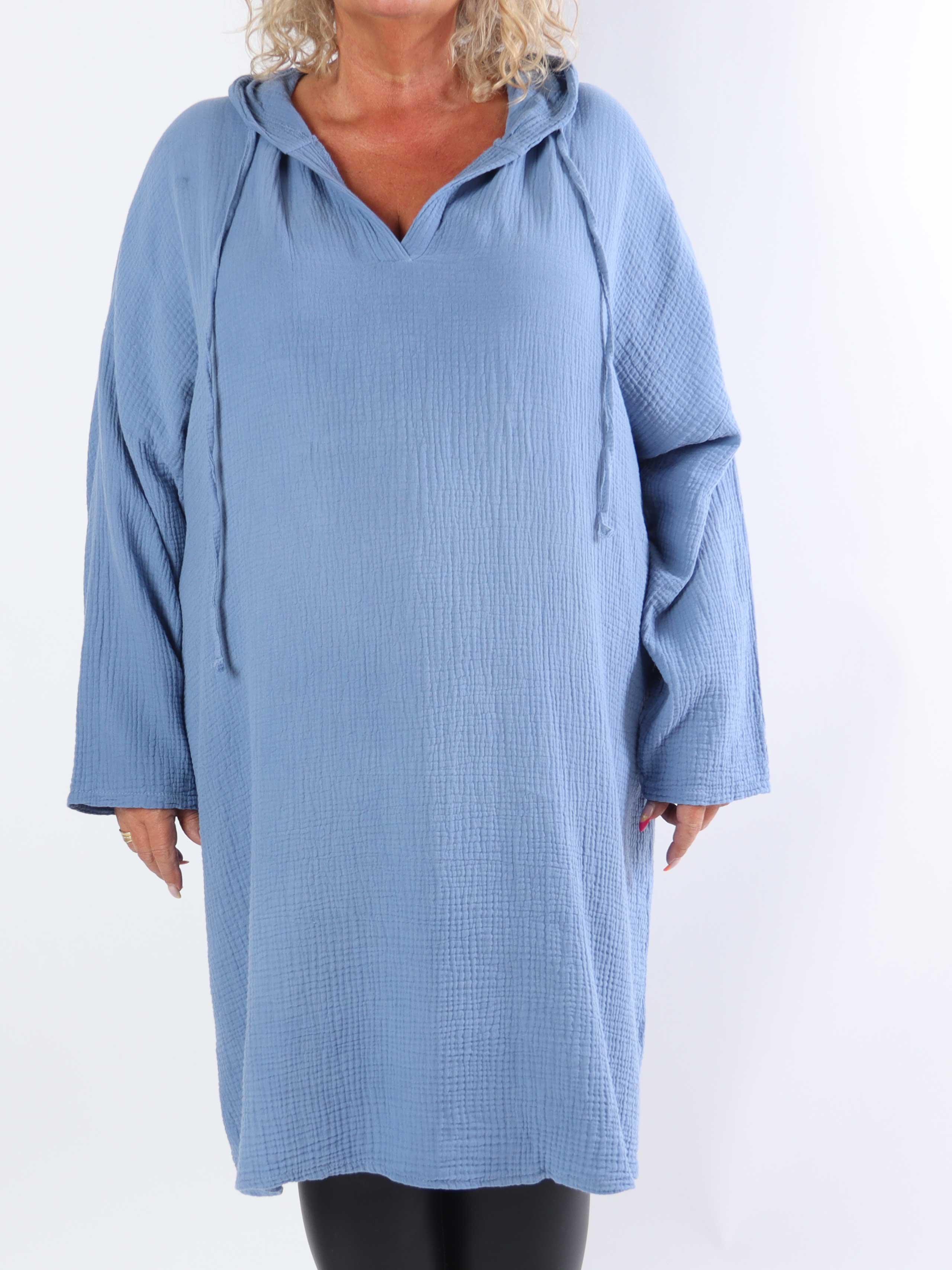 Caro - Mjuk plus size-klänning i bomull med huva