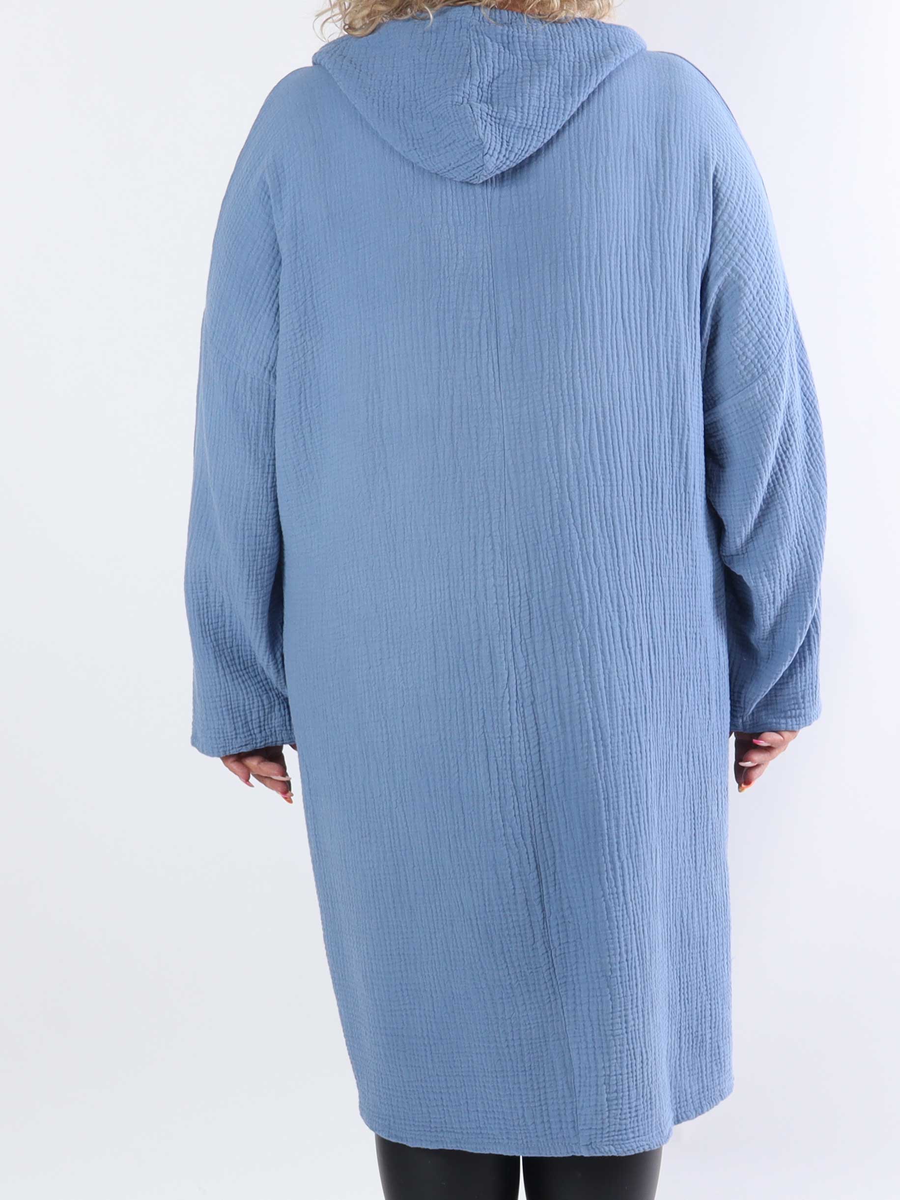 Caro - Mjuk plus size-klänning i bomull med huva