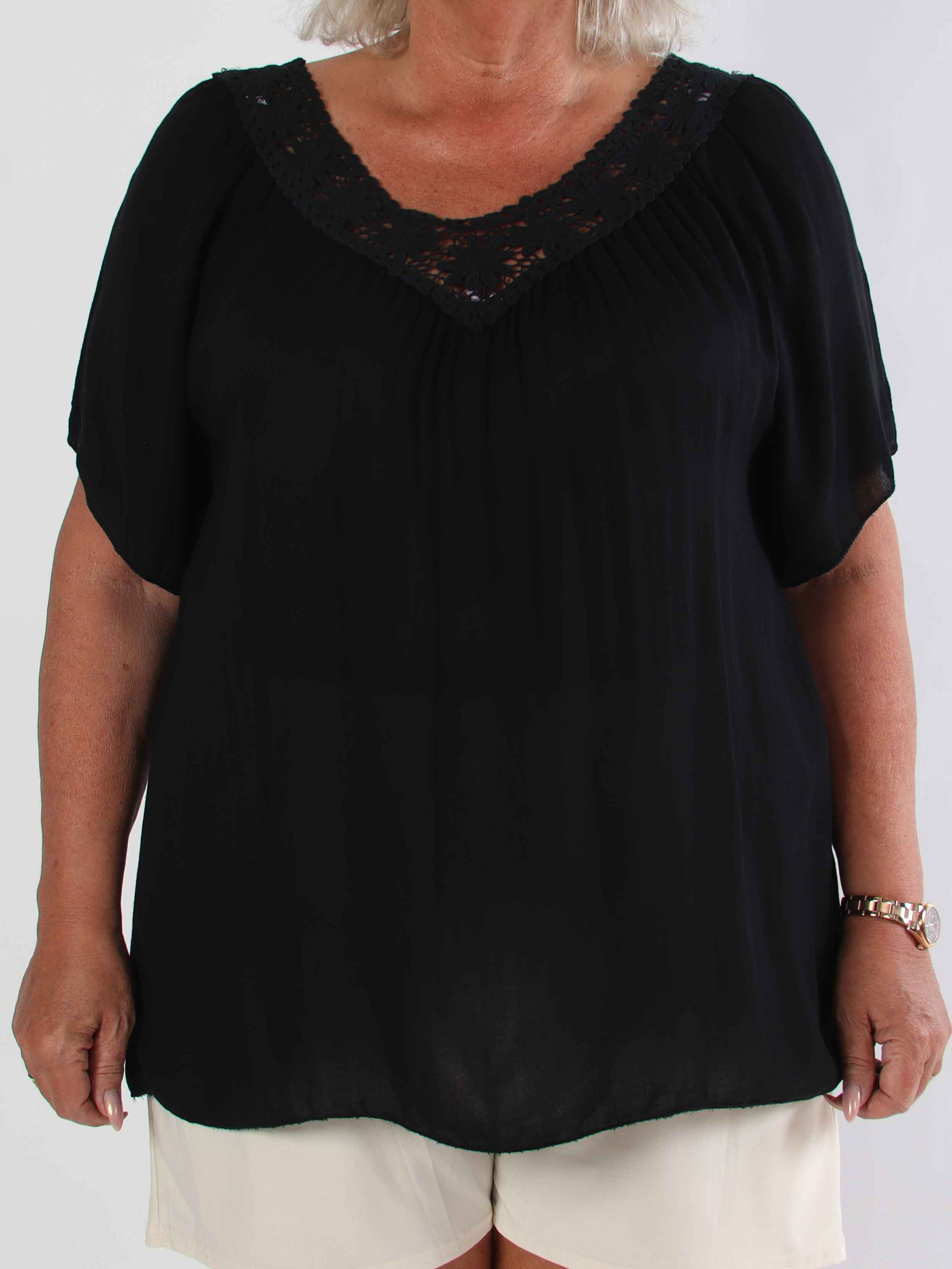 Cassandra - Söt lätt tunika i viskos med broderad skärning