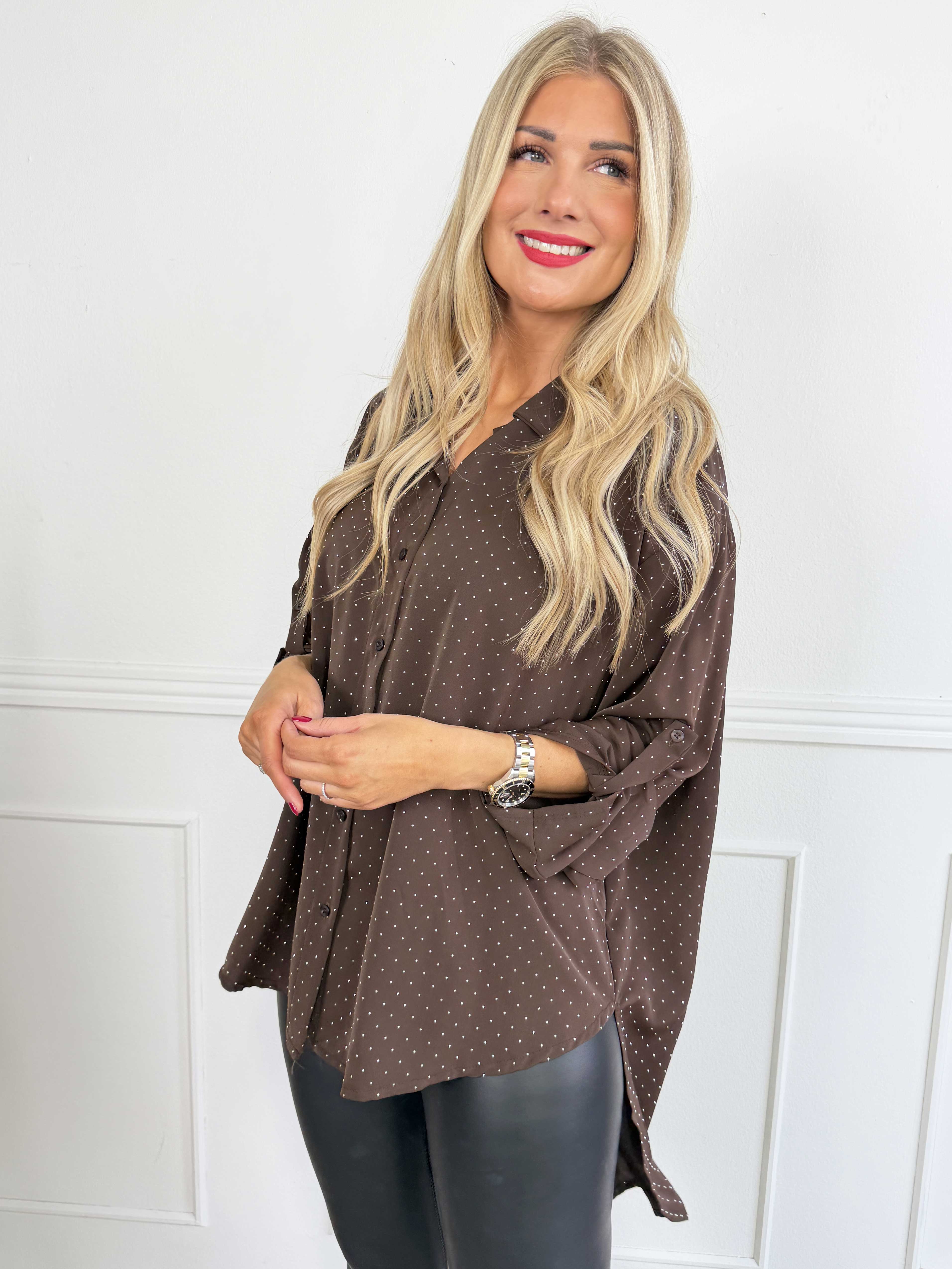 Celeste - Elegant skjorta i viskos med fina strass som ger en exklusiv touch