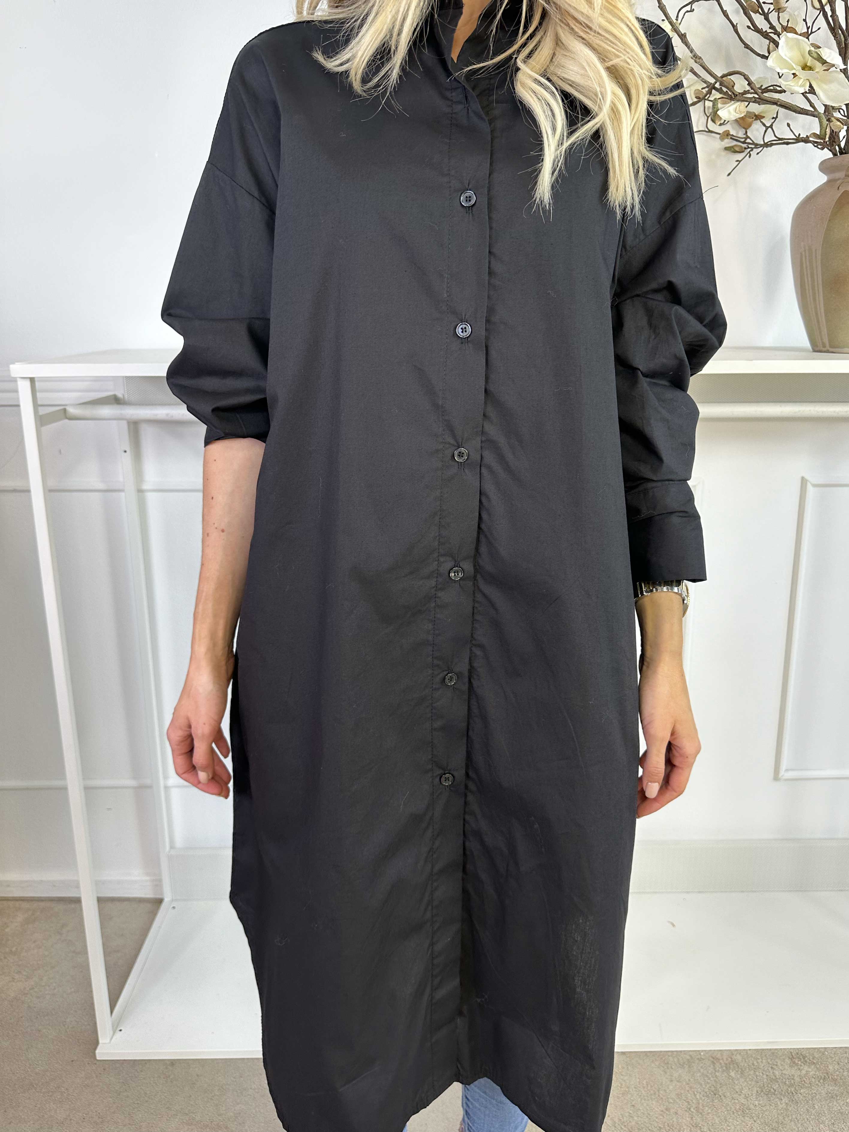 Ceylan - Lång enfärgad skjortklänning i bomull