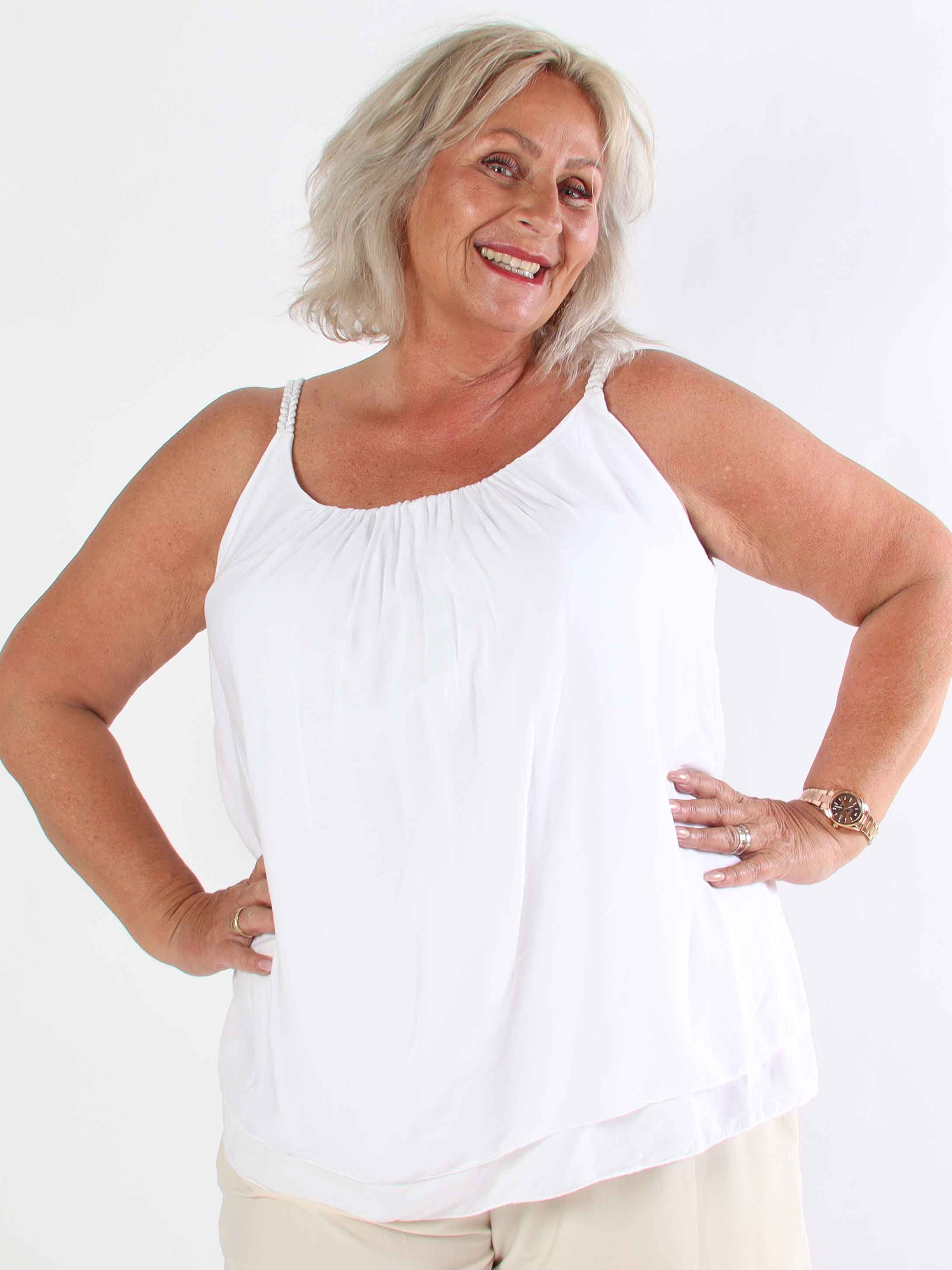 Chalkis Top - Plus size topp i mjuk viskos med flätade axelband