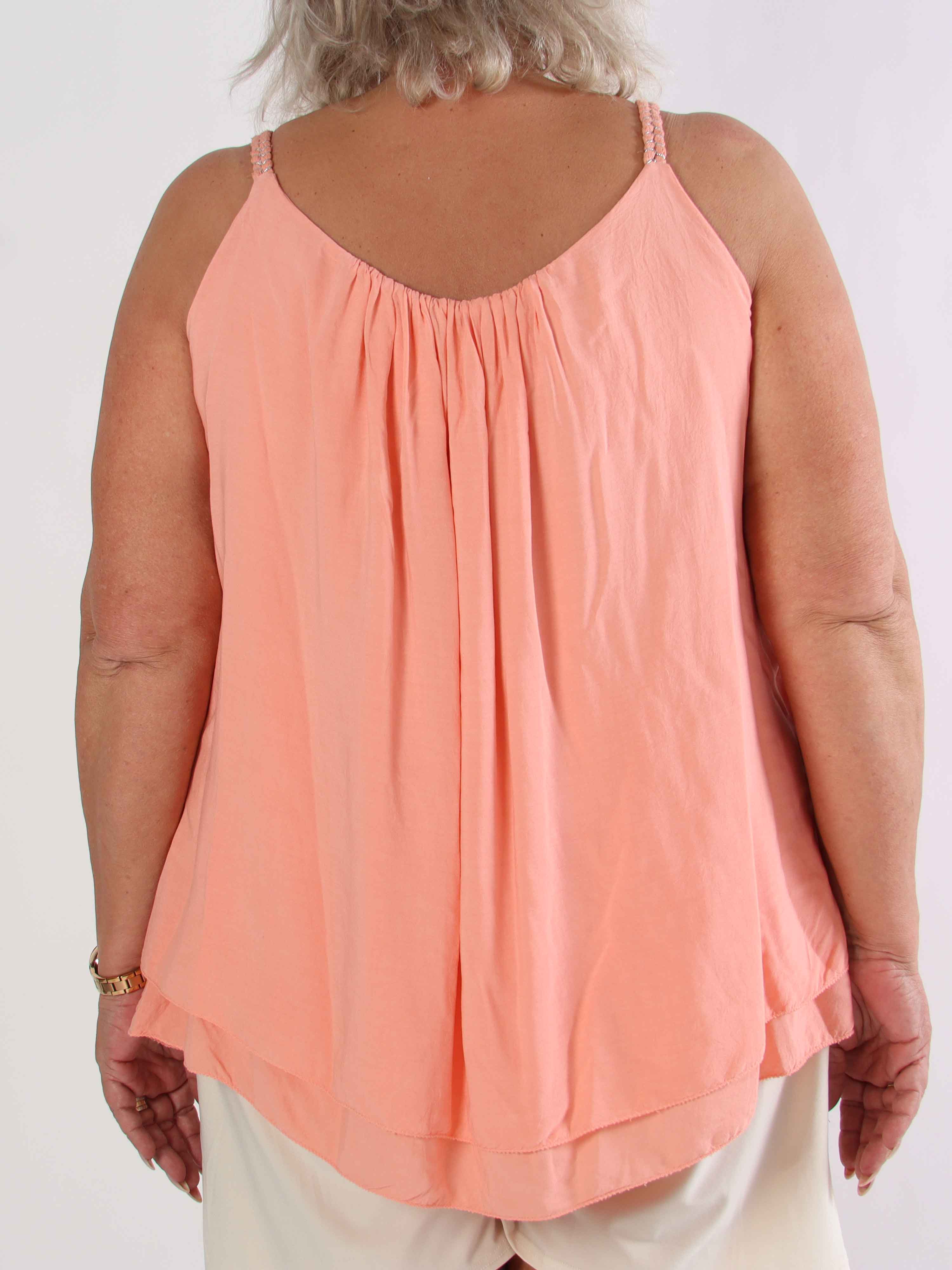 Chalkis Top - Plus size topp i mjuk viskos med flätade axelband