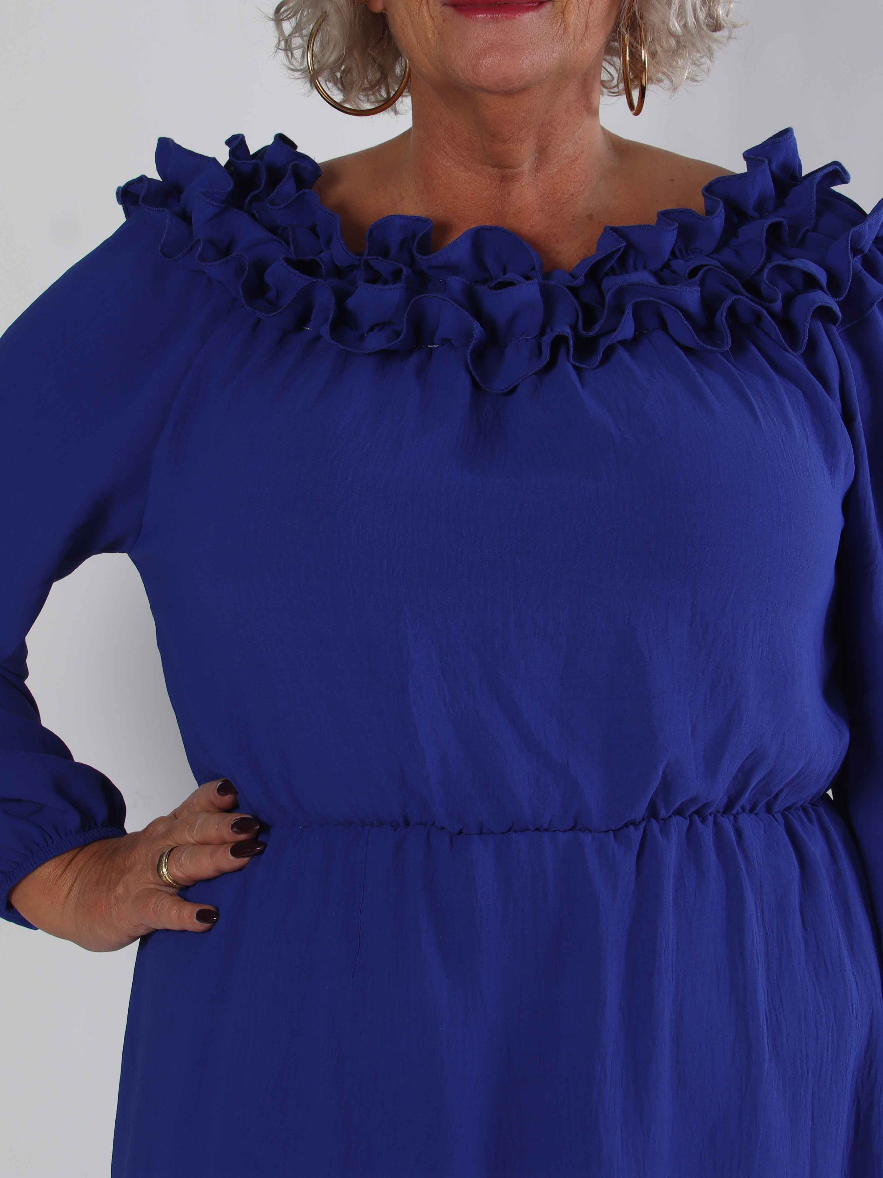 Chili Fitted Dress - Plus size klänning med volangkant och resår i midjan