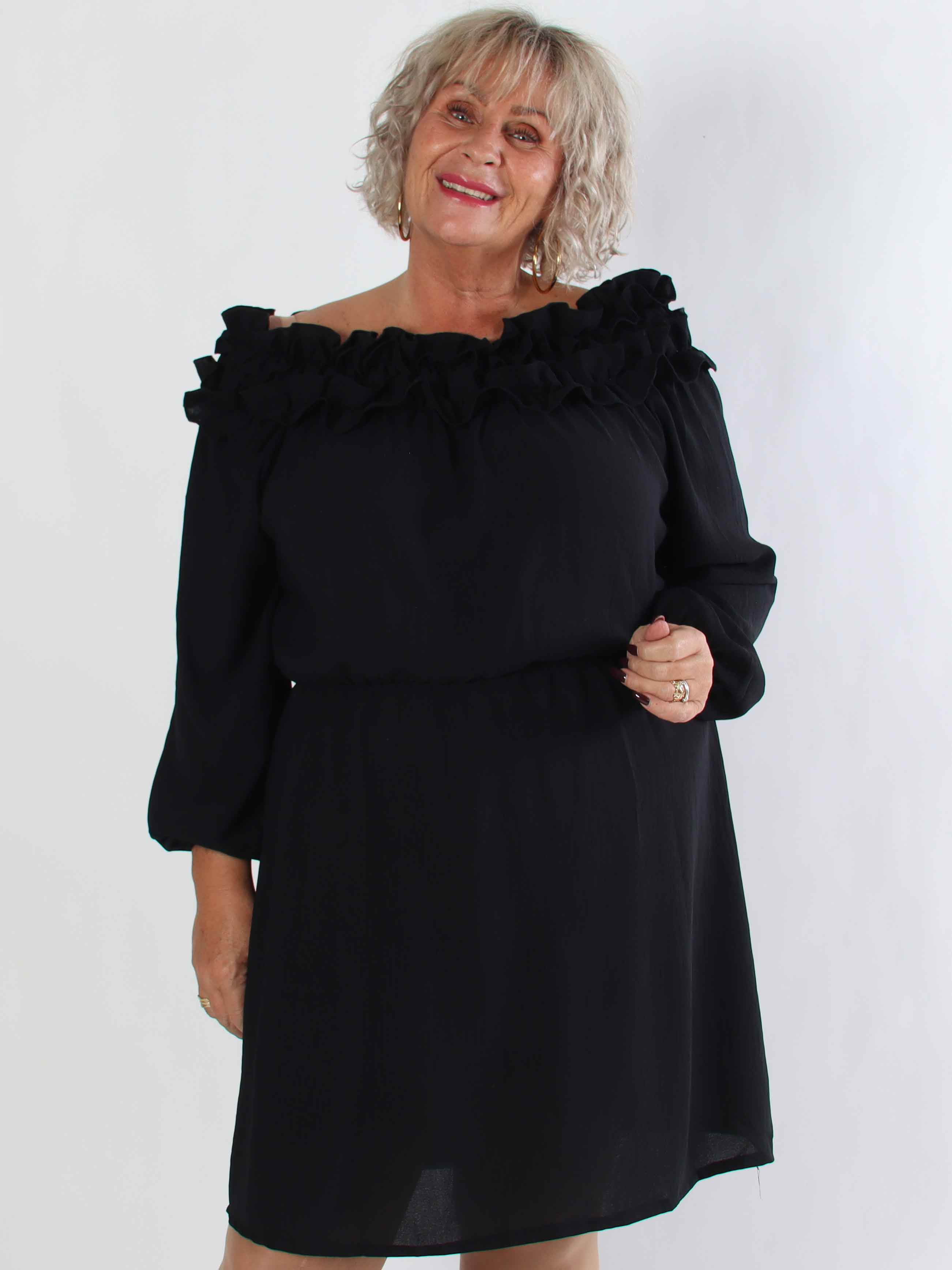 Chili Fitted Dress - Plus size klänning med volangkant och resår i midjan