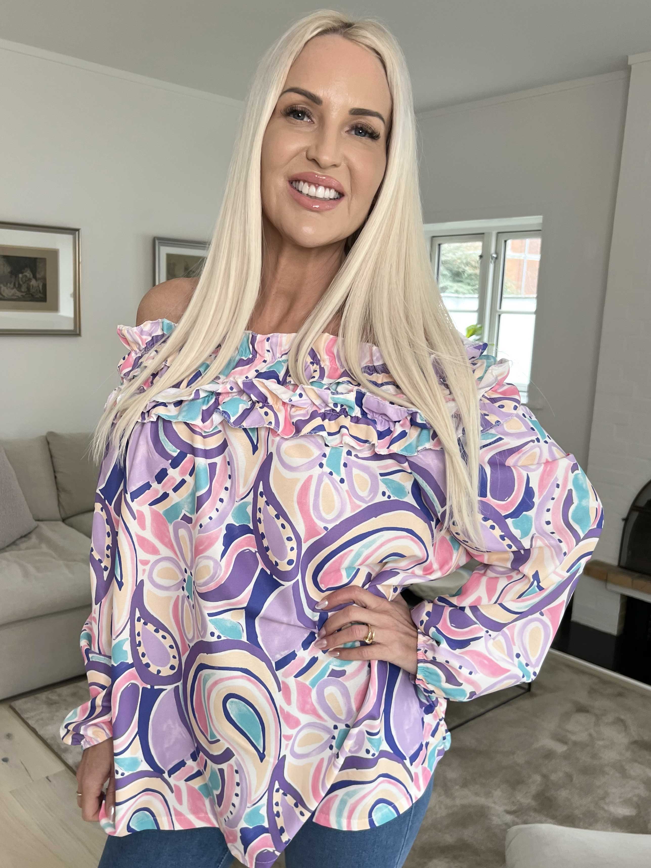 Chili Pattern - Långärmad mönstrad tunika med volanger