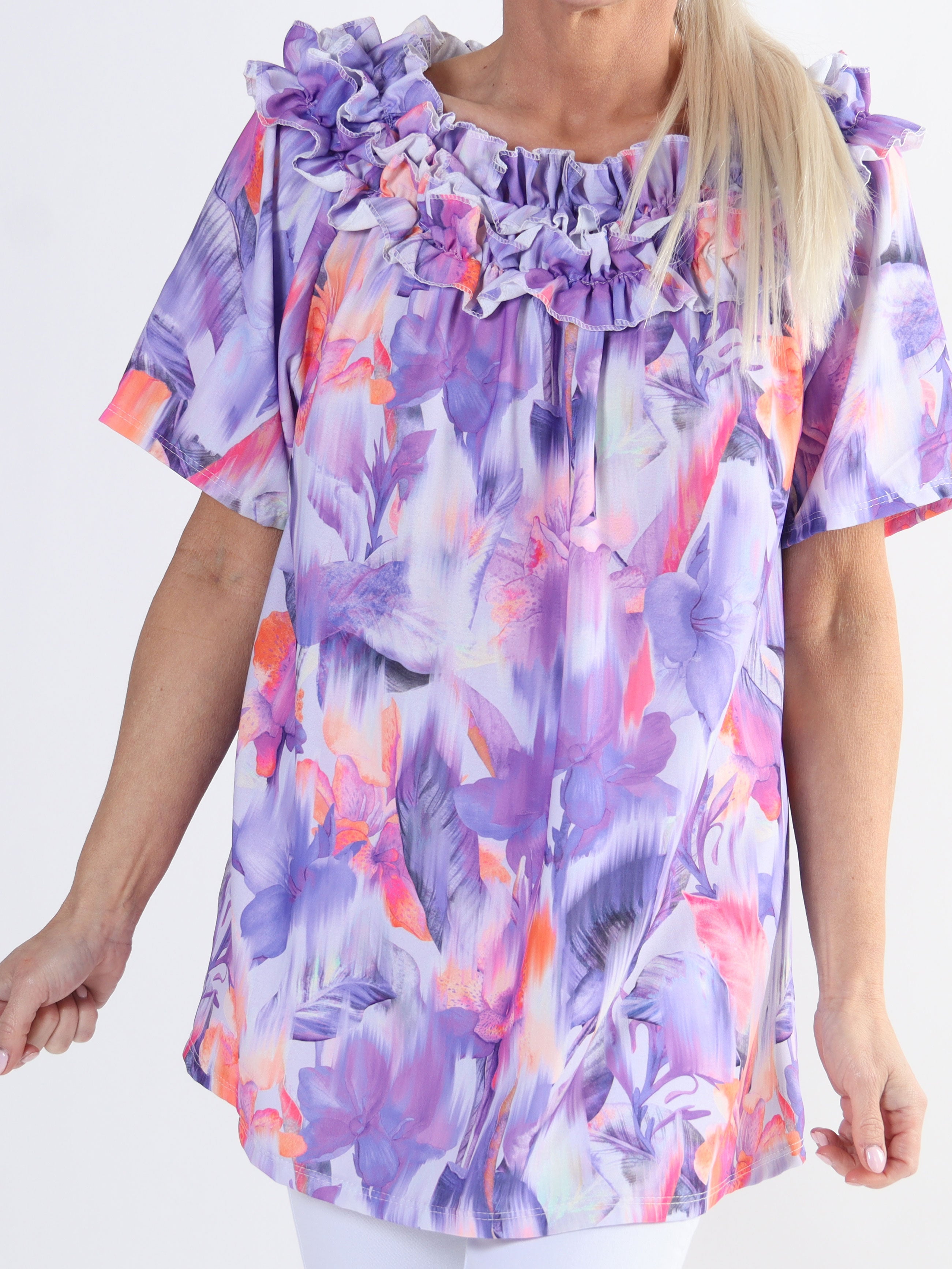 Chili Sleeveless Hawaii - Blommig tunika med volanger i plus size