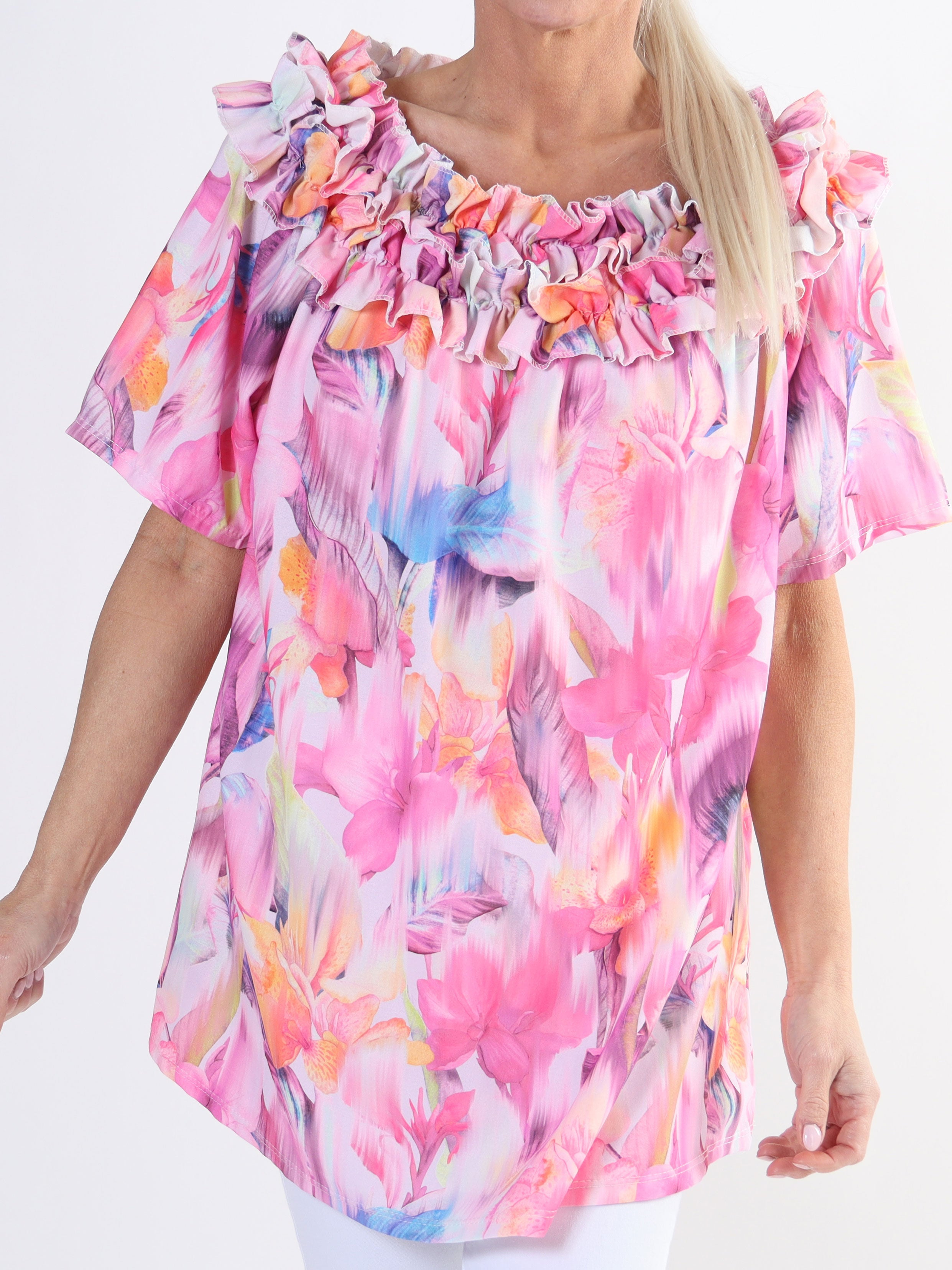 Chili Sleeveless Hawaii - Blommig tunika med volanger i plus size