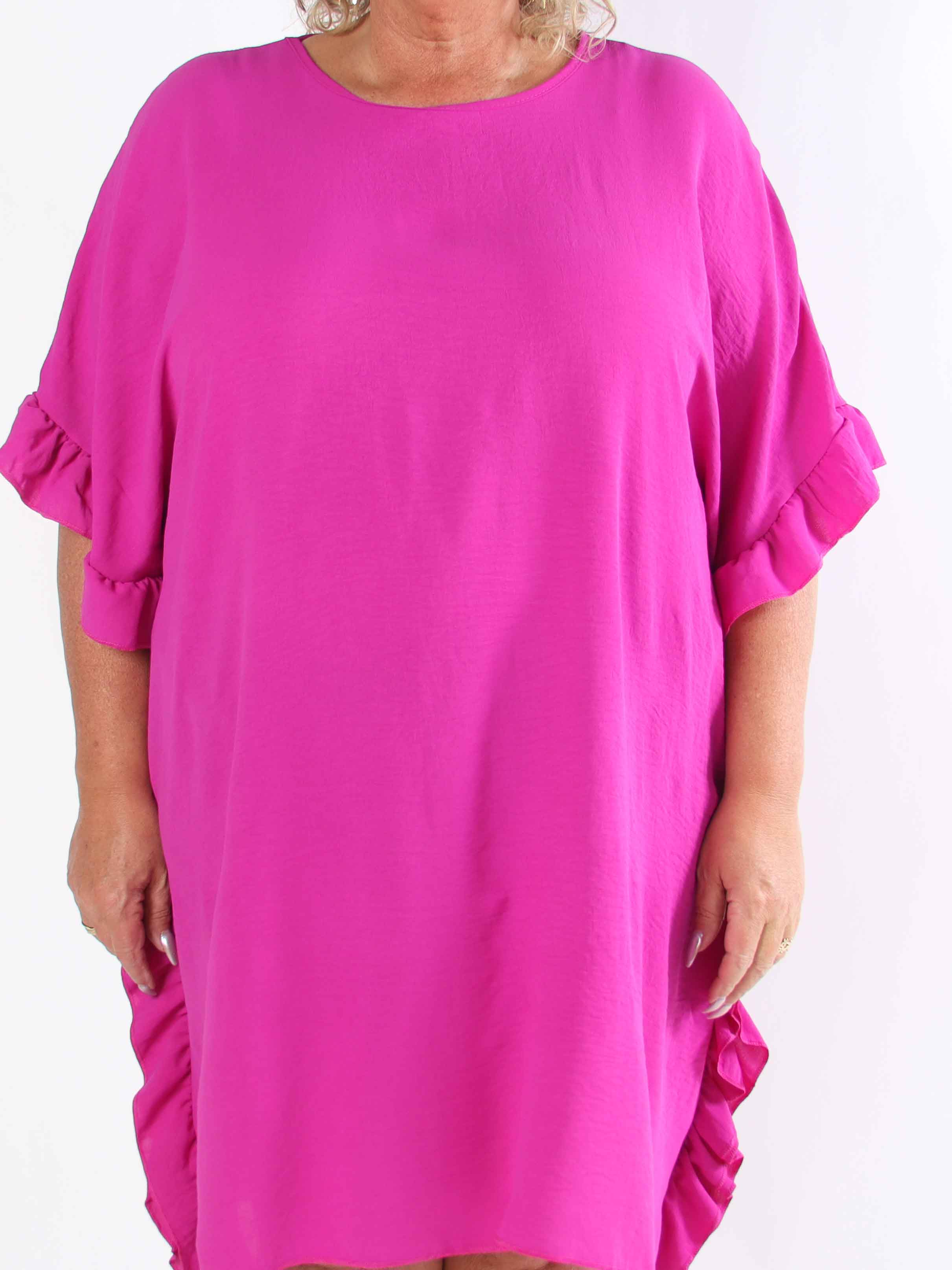 Cille - Plus size-tunika med volanger i sidorna