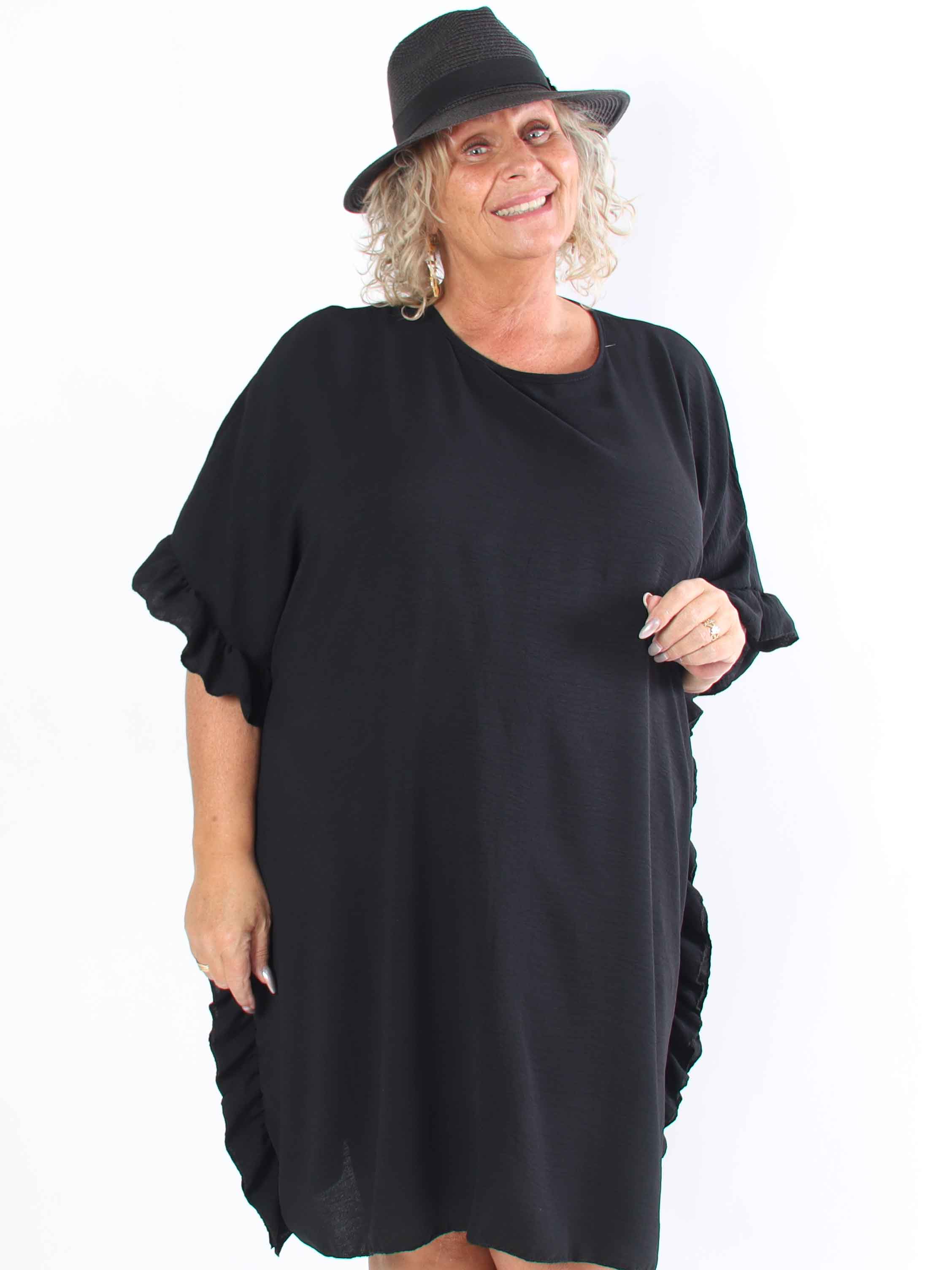 Cille - Plus size-tunika med volanger i sidorna