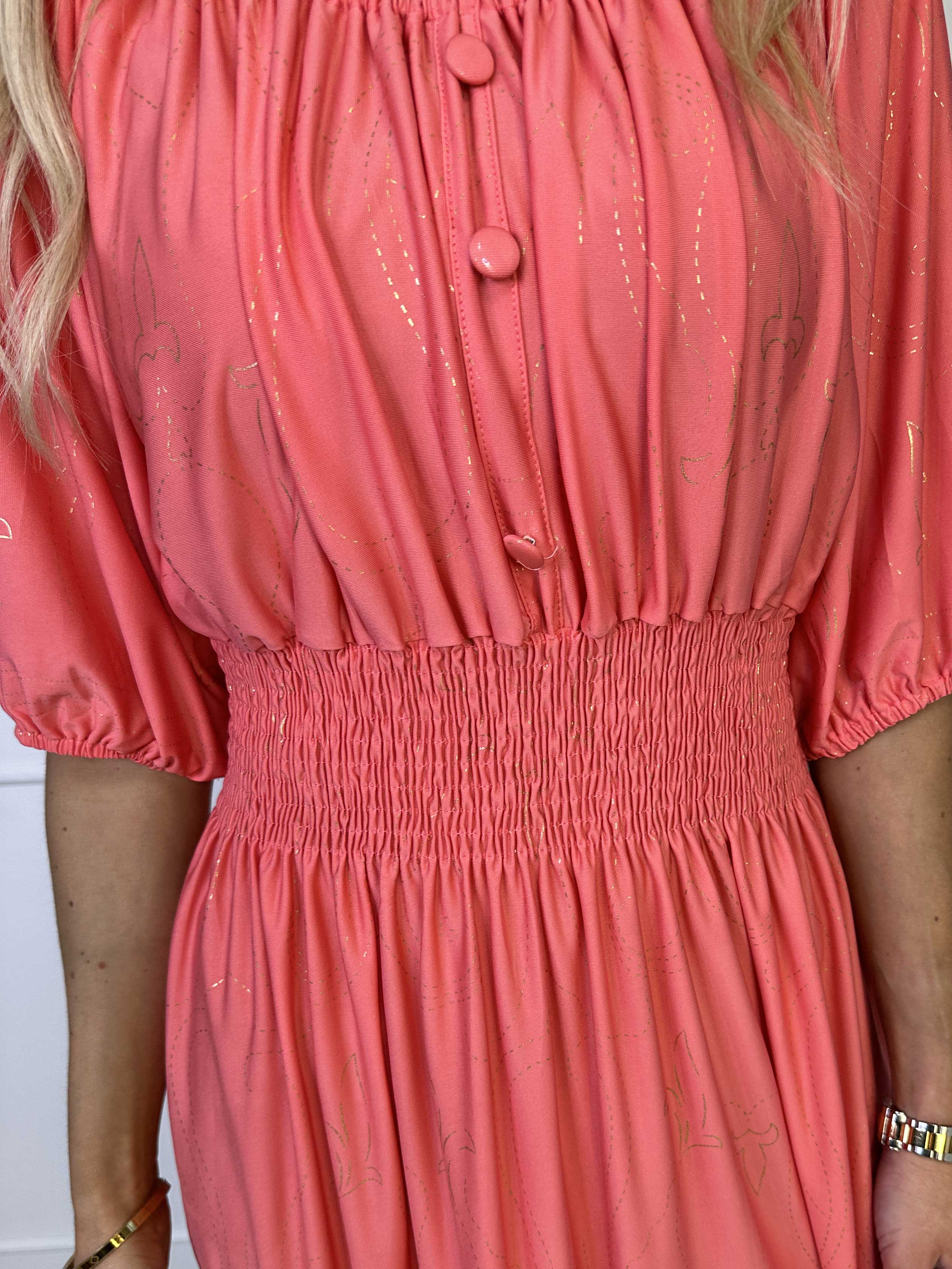 Cora Royal Gold Midi - Elastisk kjole med guld print