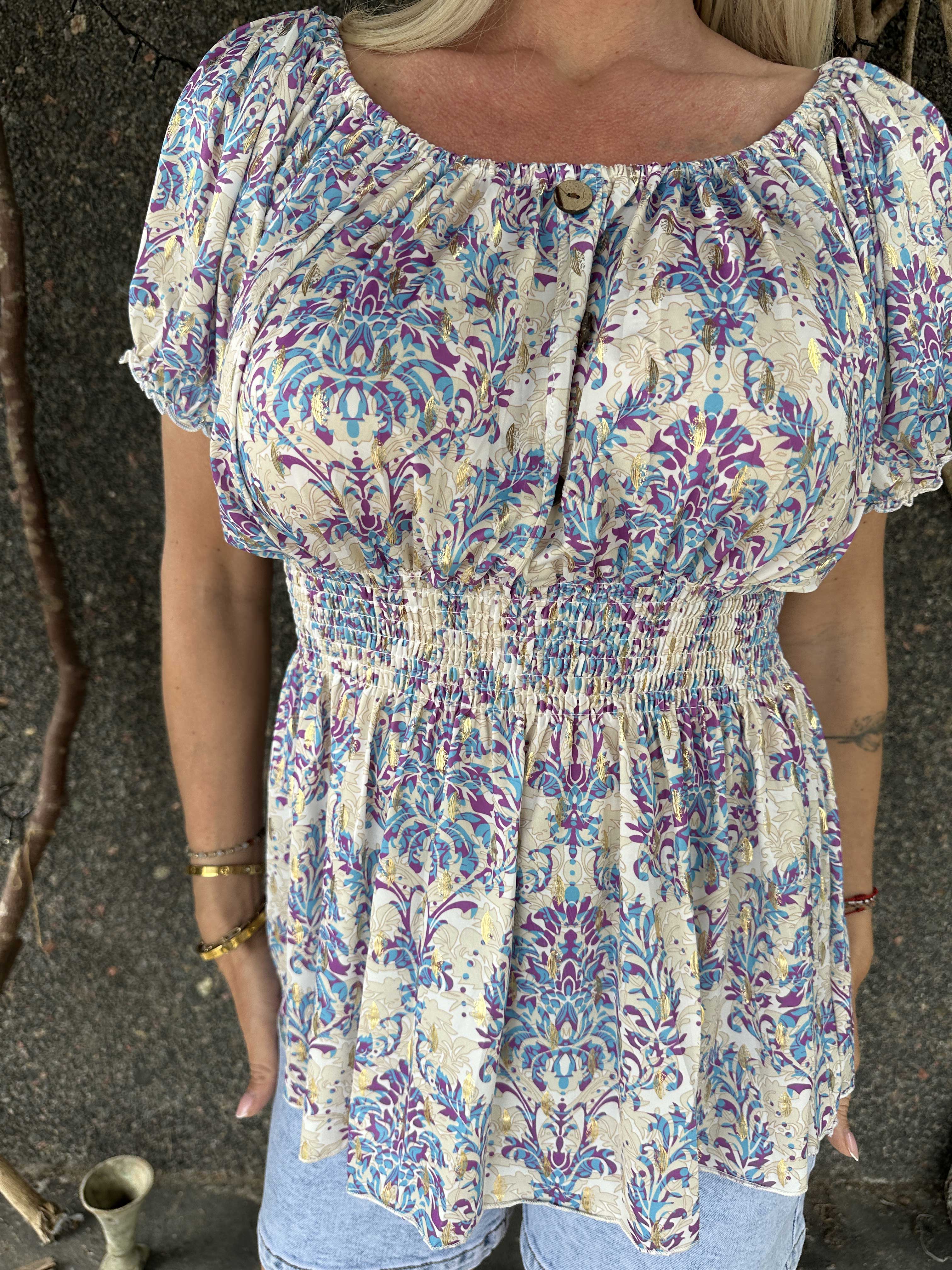 Cora Royal Shirt - Söt elastisk blus med resår under bysten