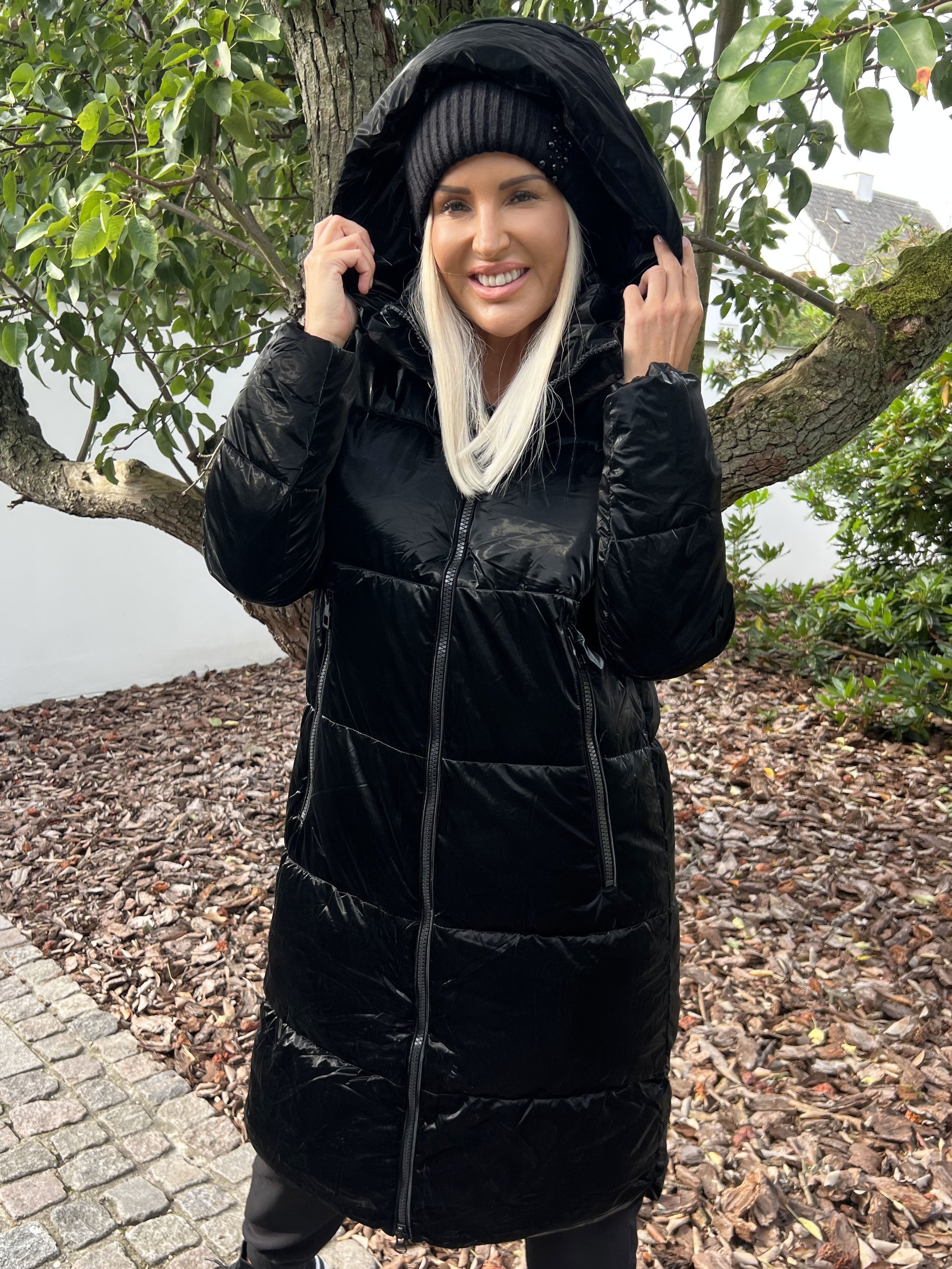 Cristabel - Shiny dunjacka med luva