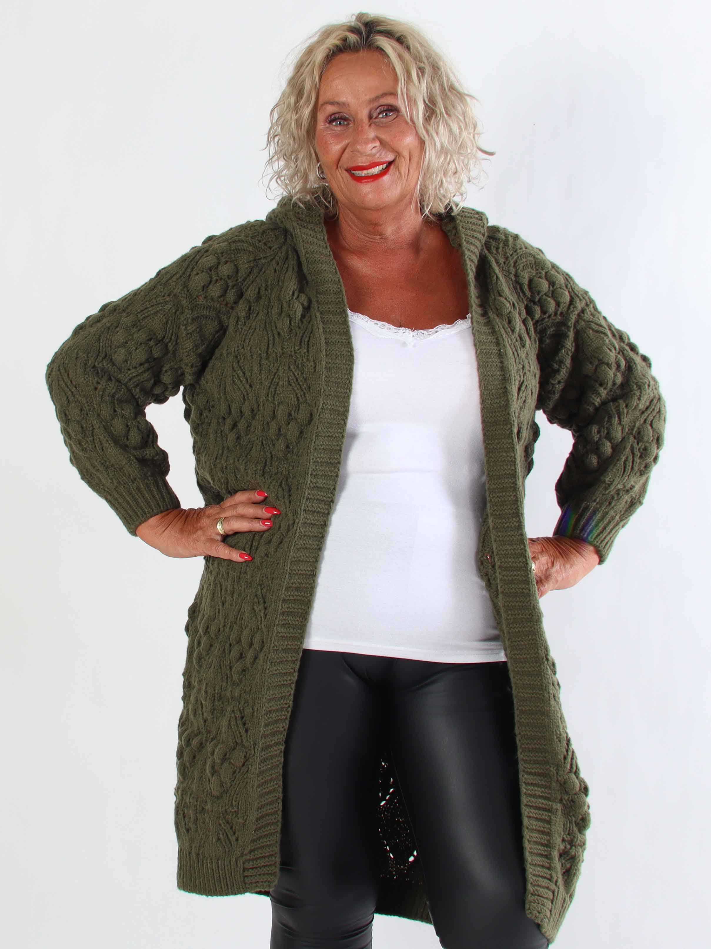 Cronia - Tjock stickad plus size kofta med luva