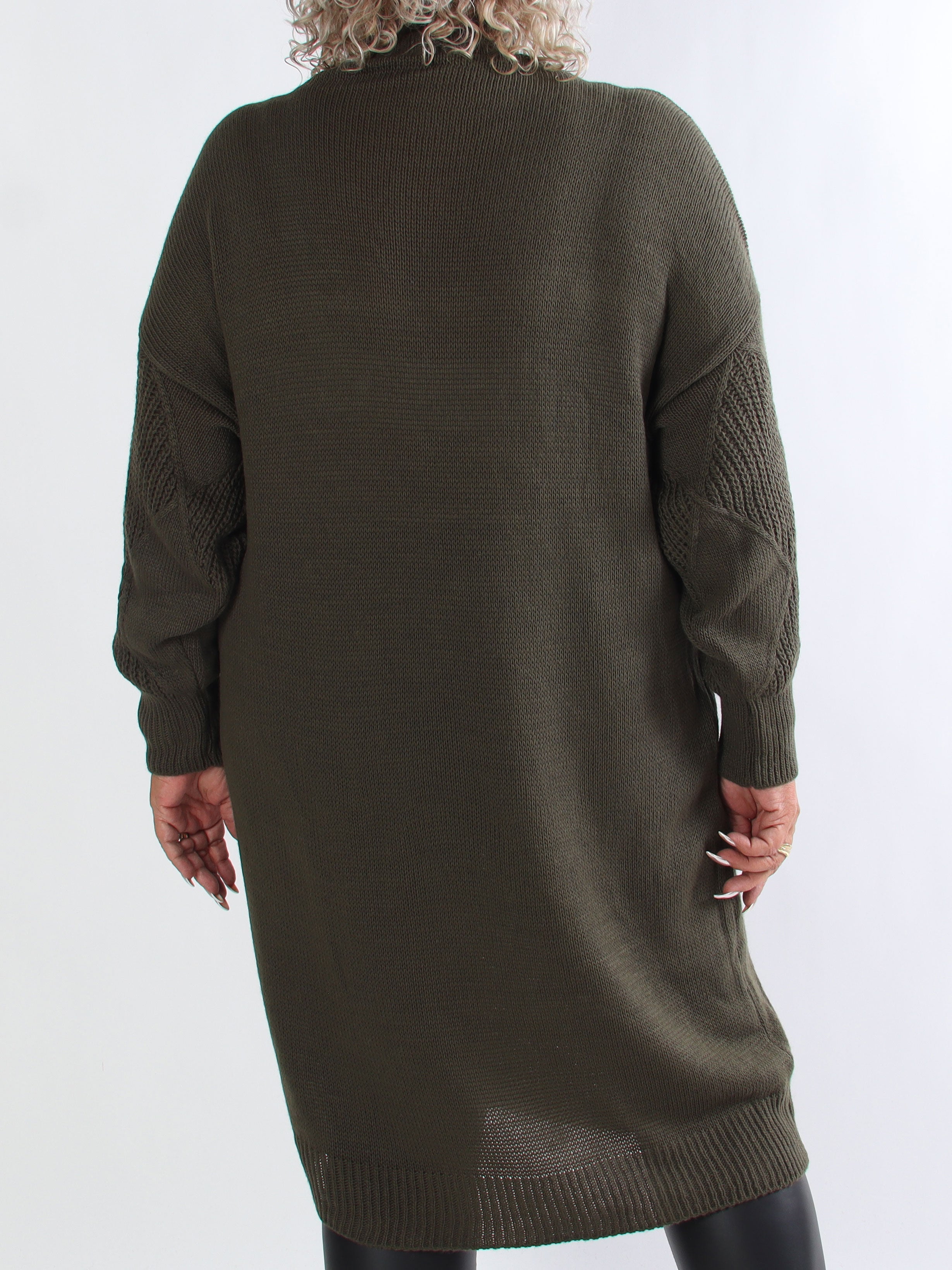 Dagmar - Stickad plus size klänning med polokrage