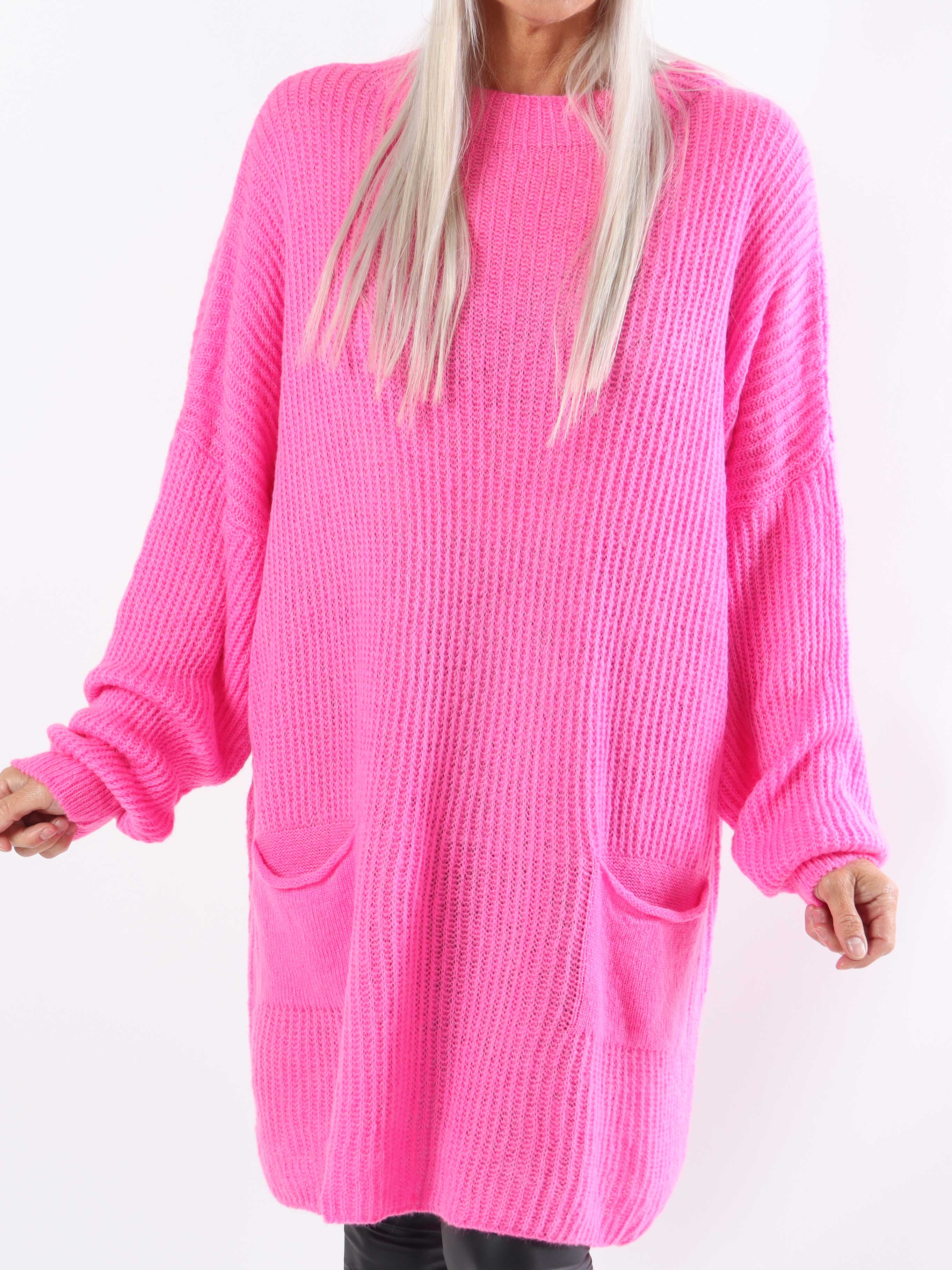 Dakota - Lång stickad blus i plus size med fickor