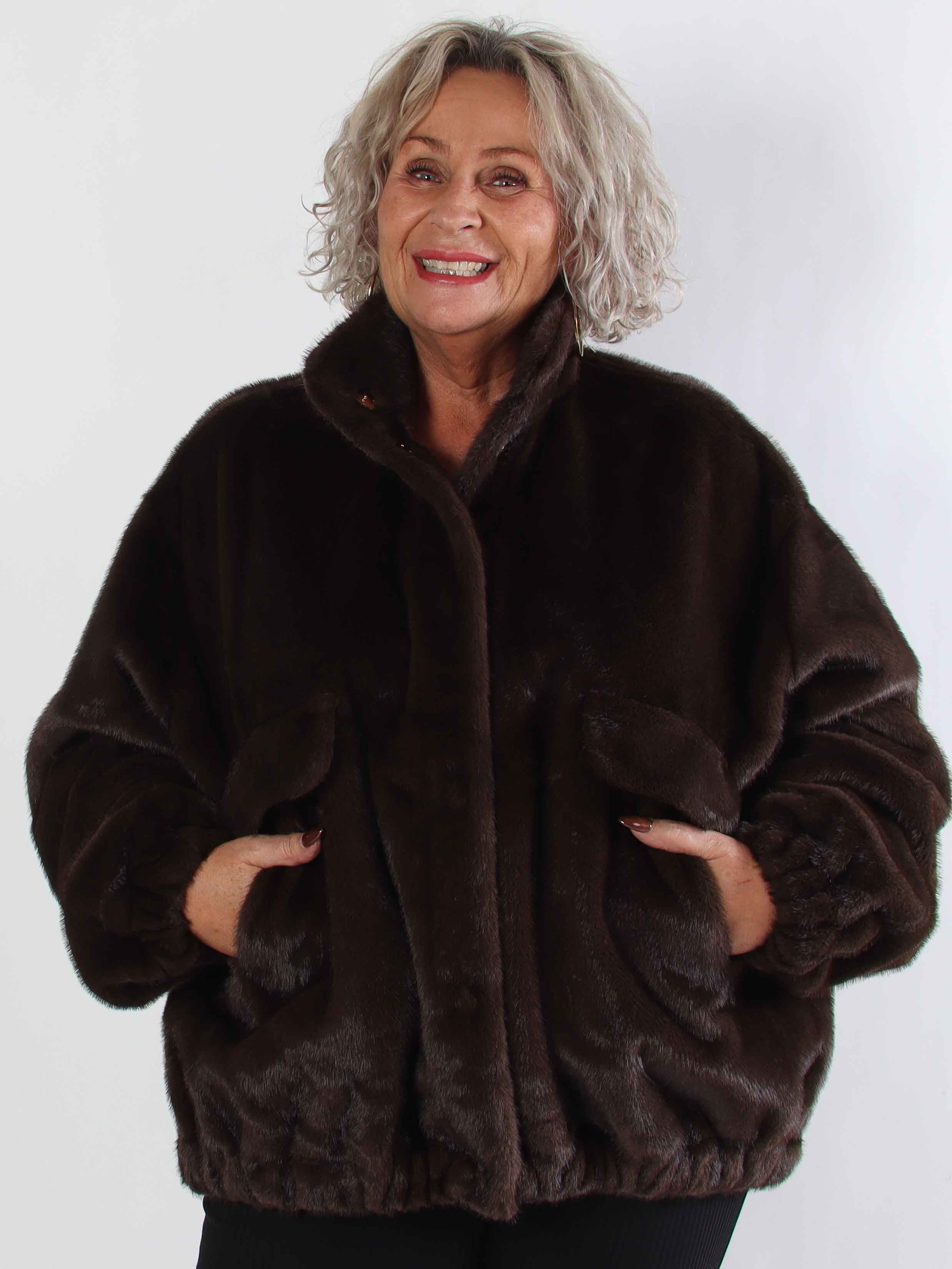 Daniela - Mjuk bomberjacka i fuskpäls