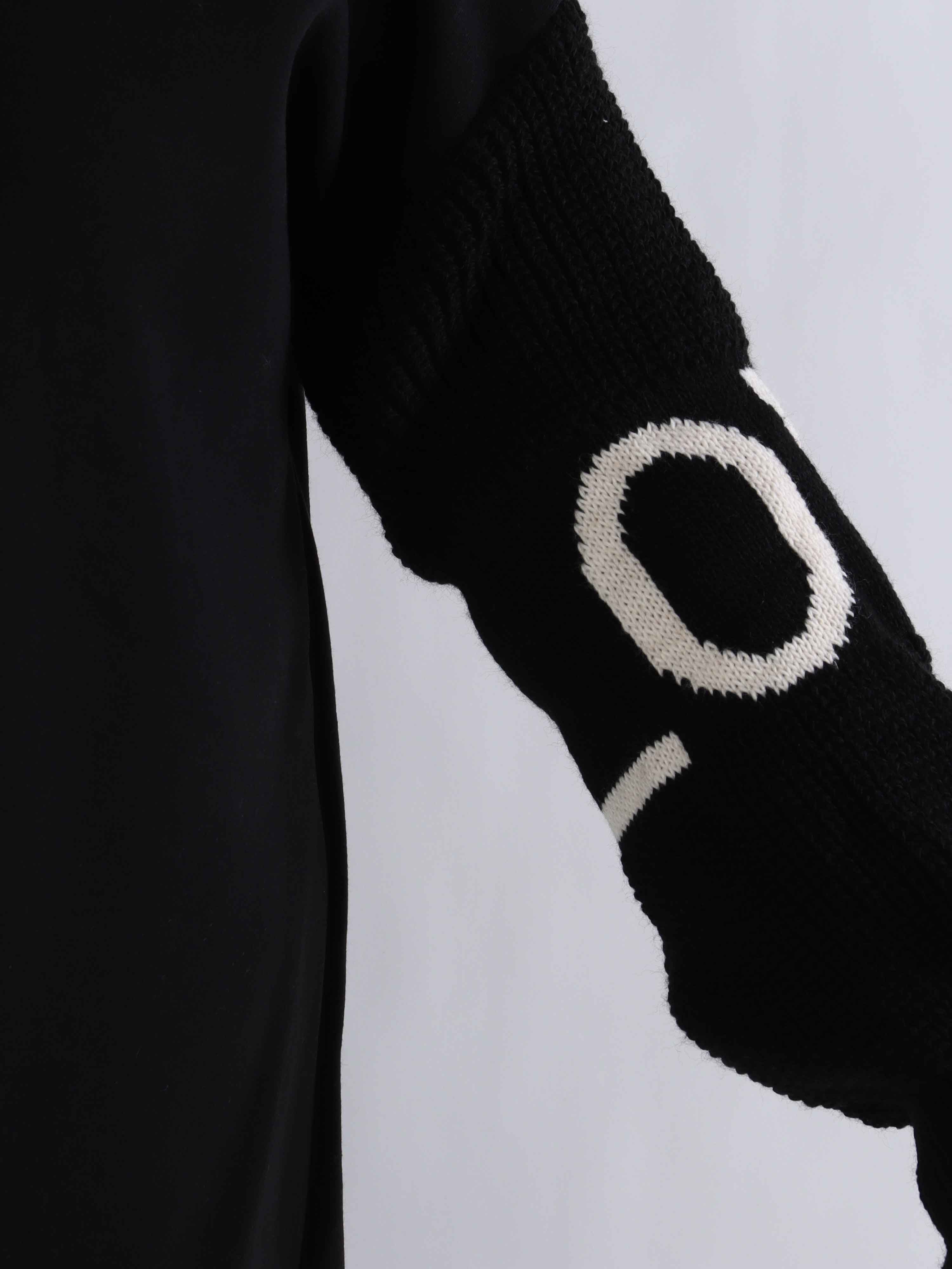 Debbie Hoodie - Plus size hoodie med stickade ärmar