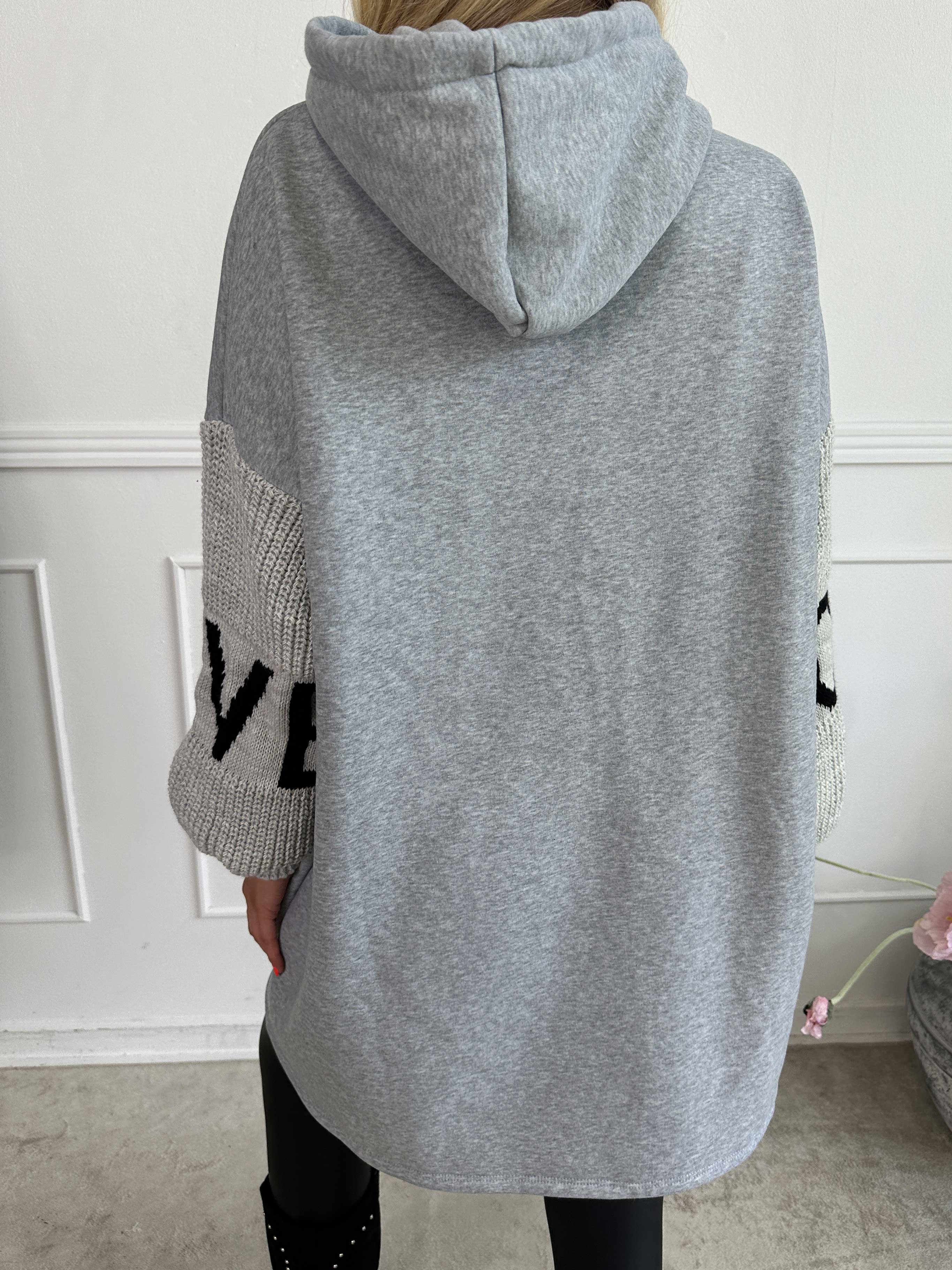 Debbie Hoodie - Oversized hoodie med stickade ärmar