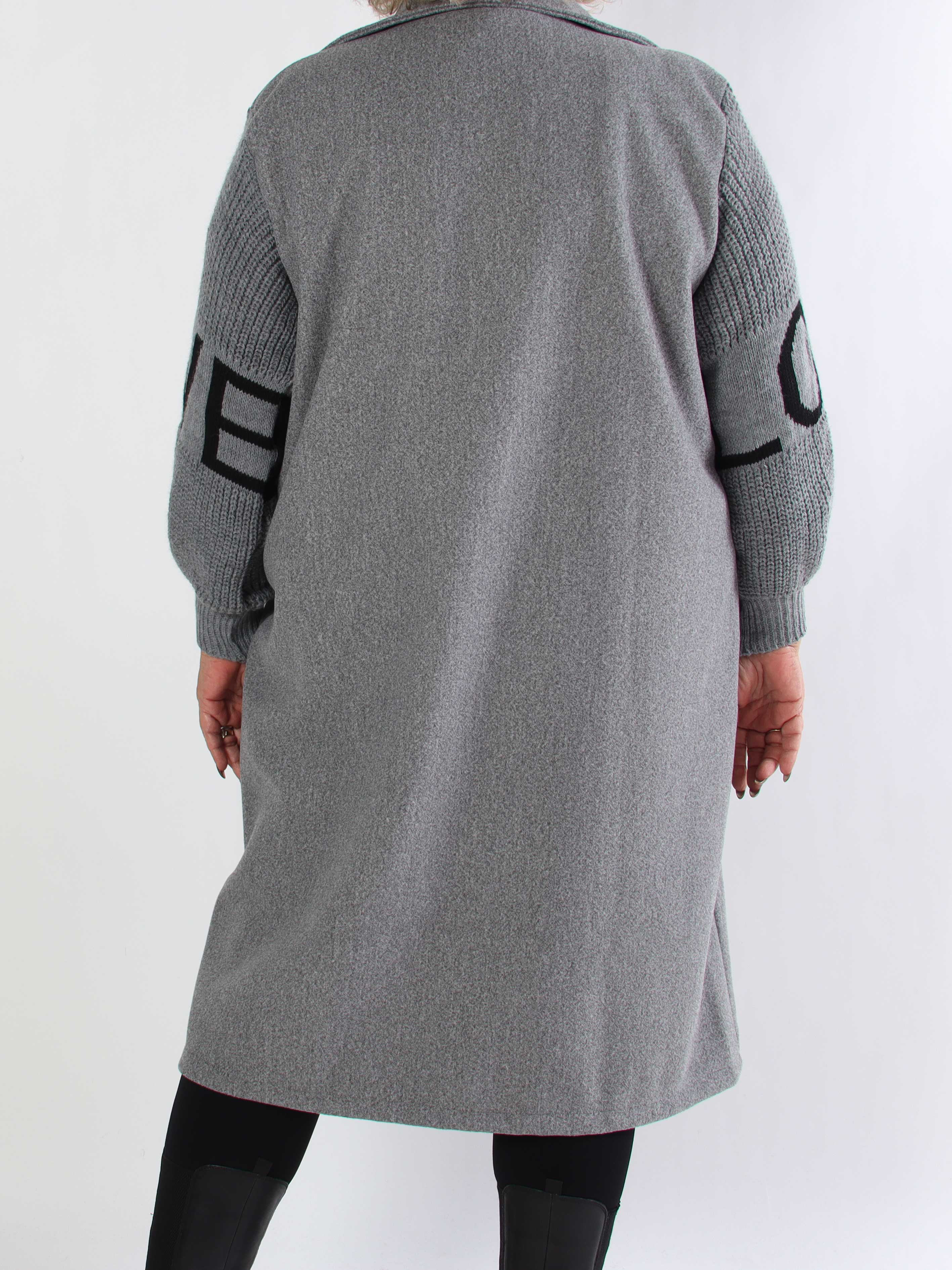 Debbie Midi - Fin plus size kappa med stickade ärmar