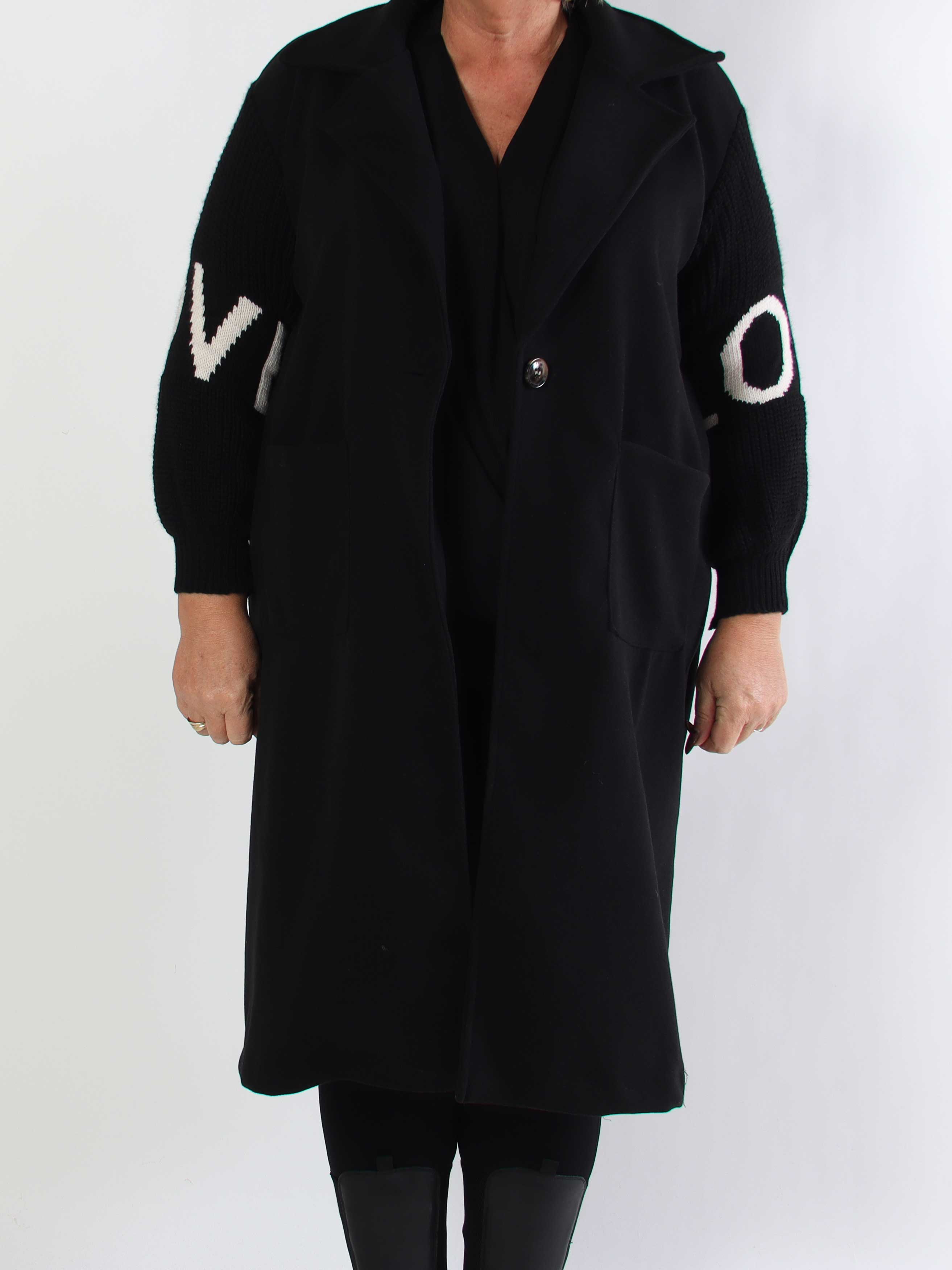 Debbie Midi - Fin plus size kappa med stickade ärmar