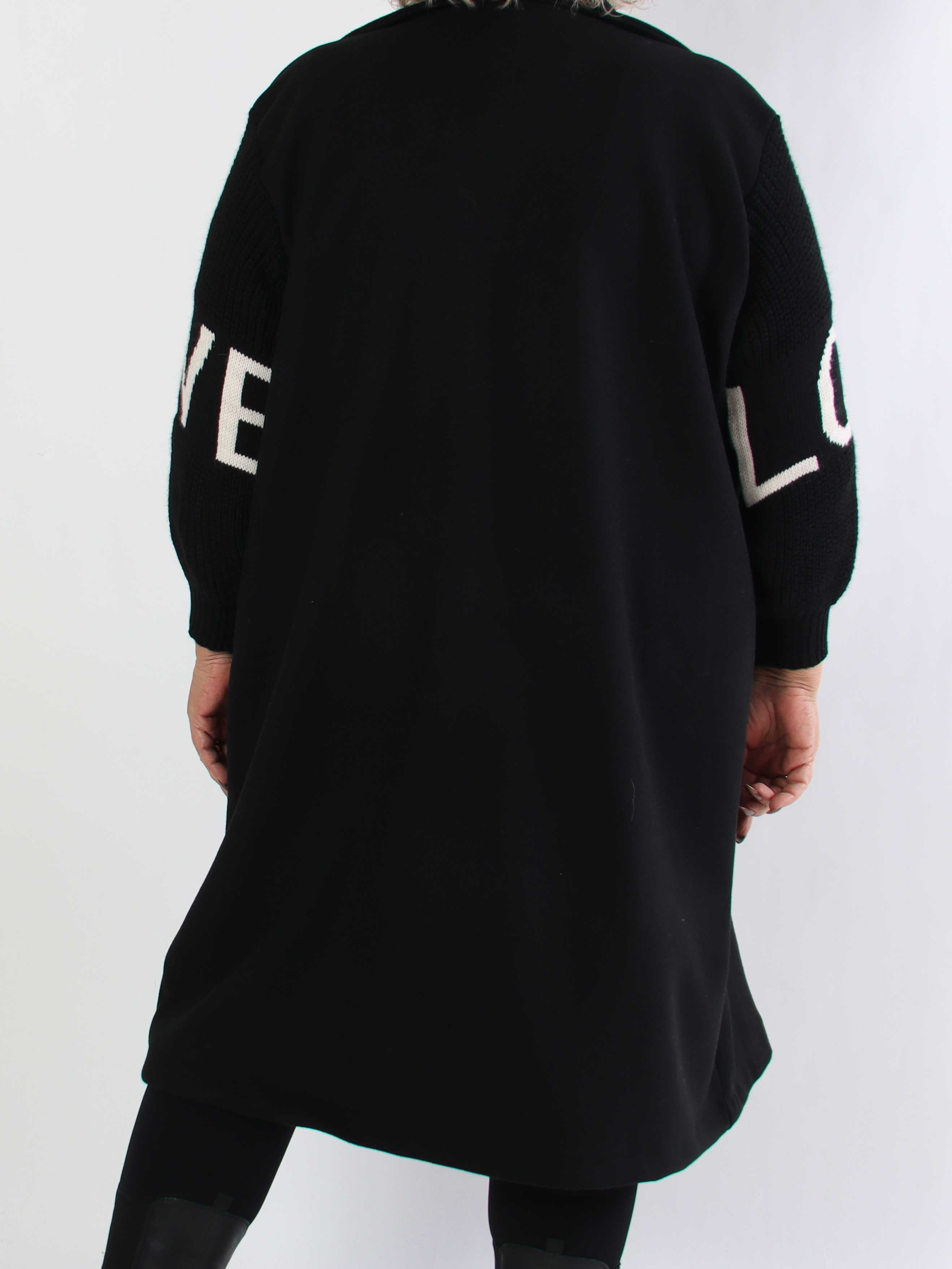 Debbie Midi - Fin plus size kappa med stickade ärmar