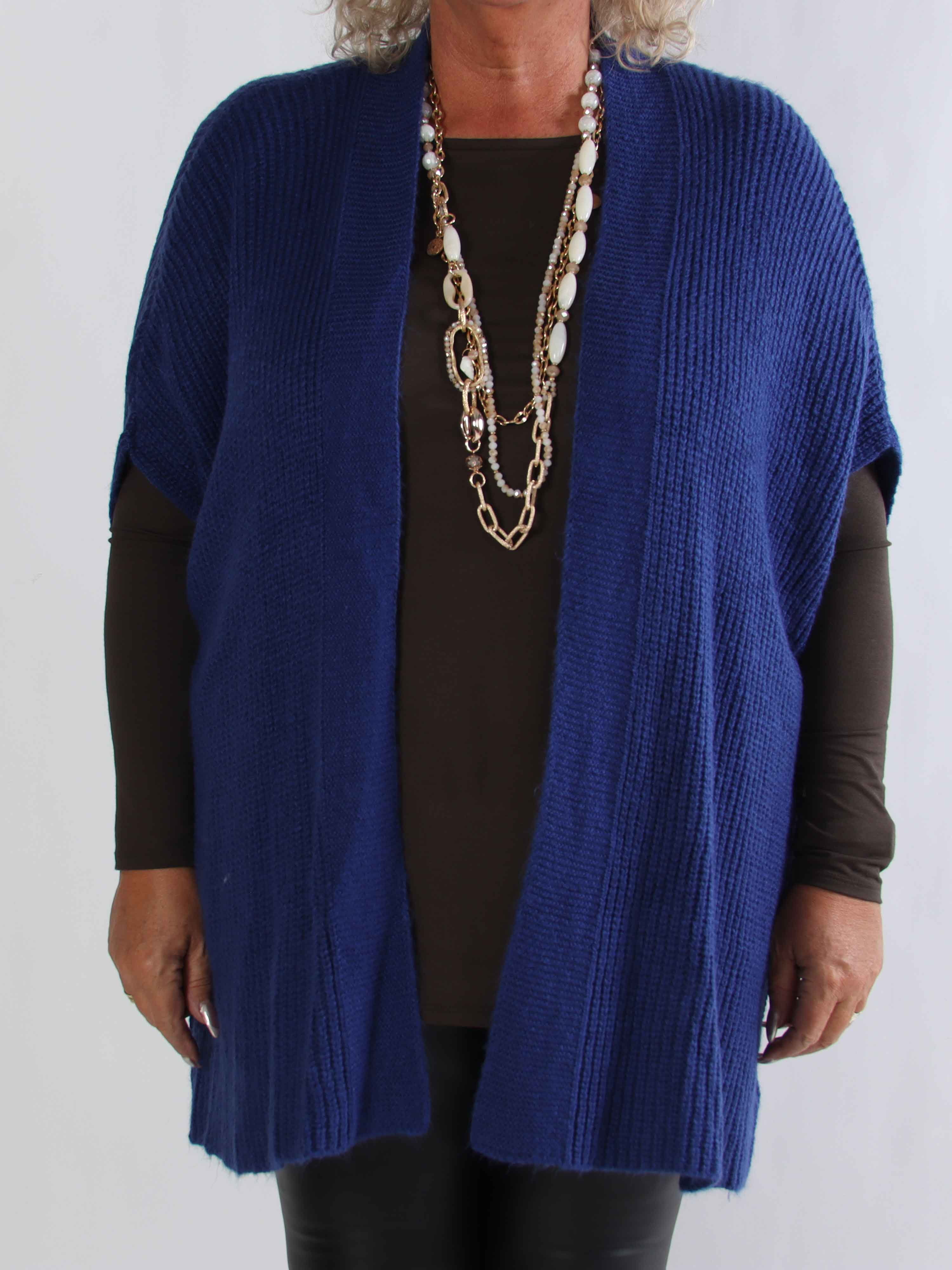 Delfini - Stickad plus size kofta med korta ärmar