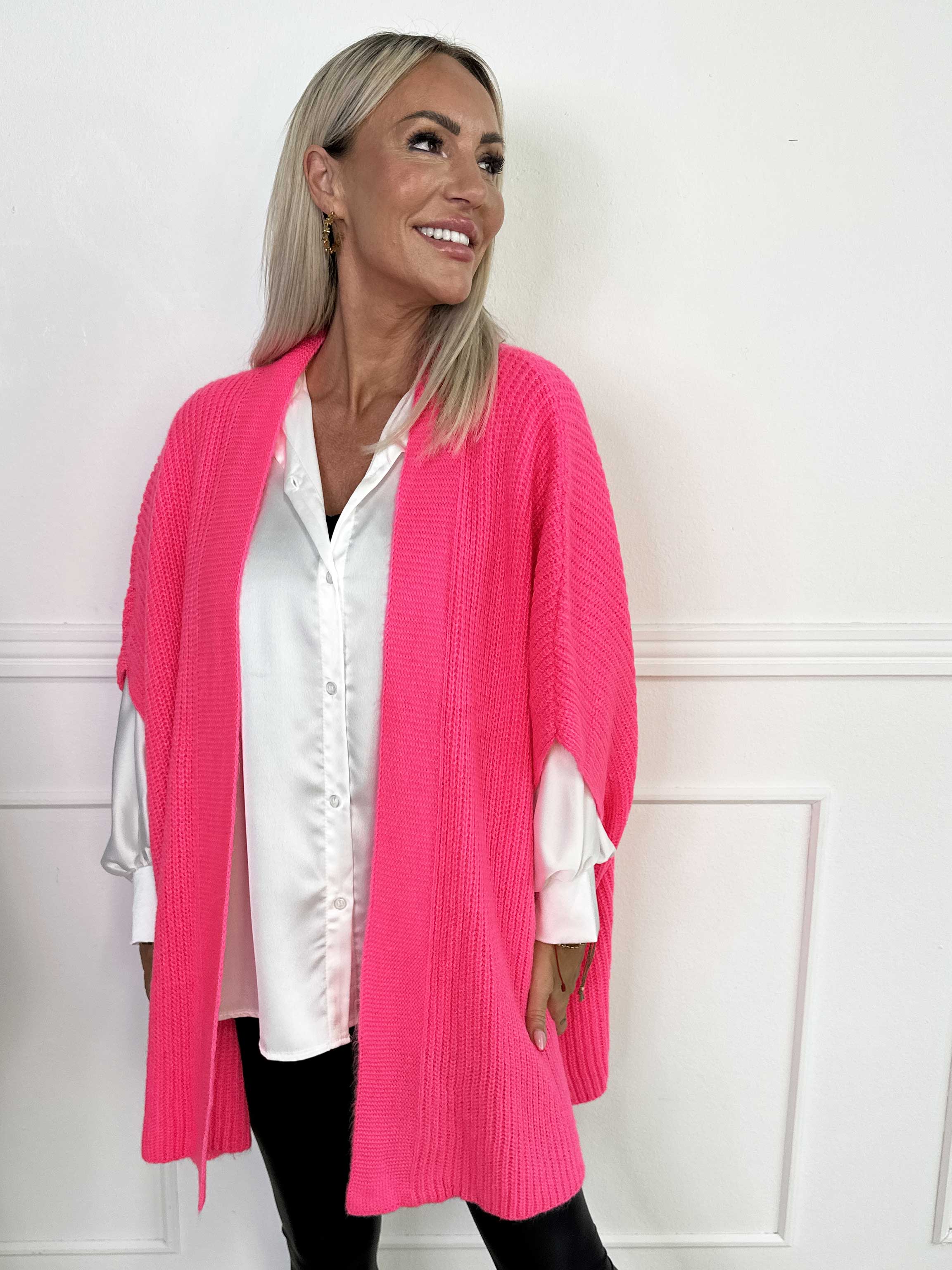 Delfini - Enfärgad stickad kofta med korta ärmar