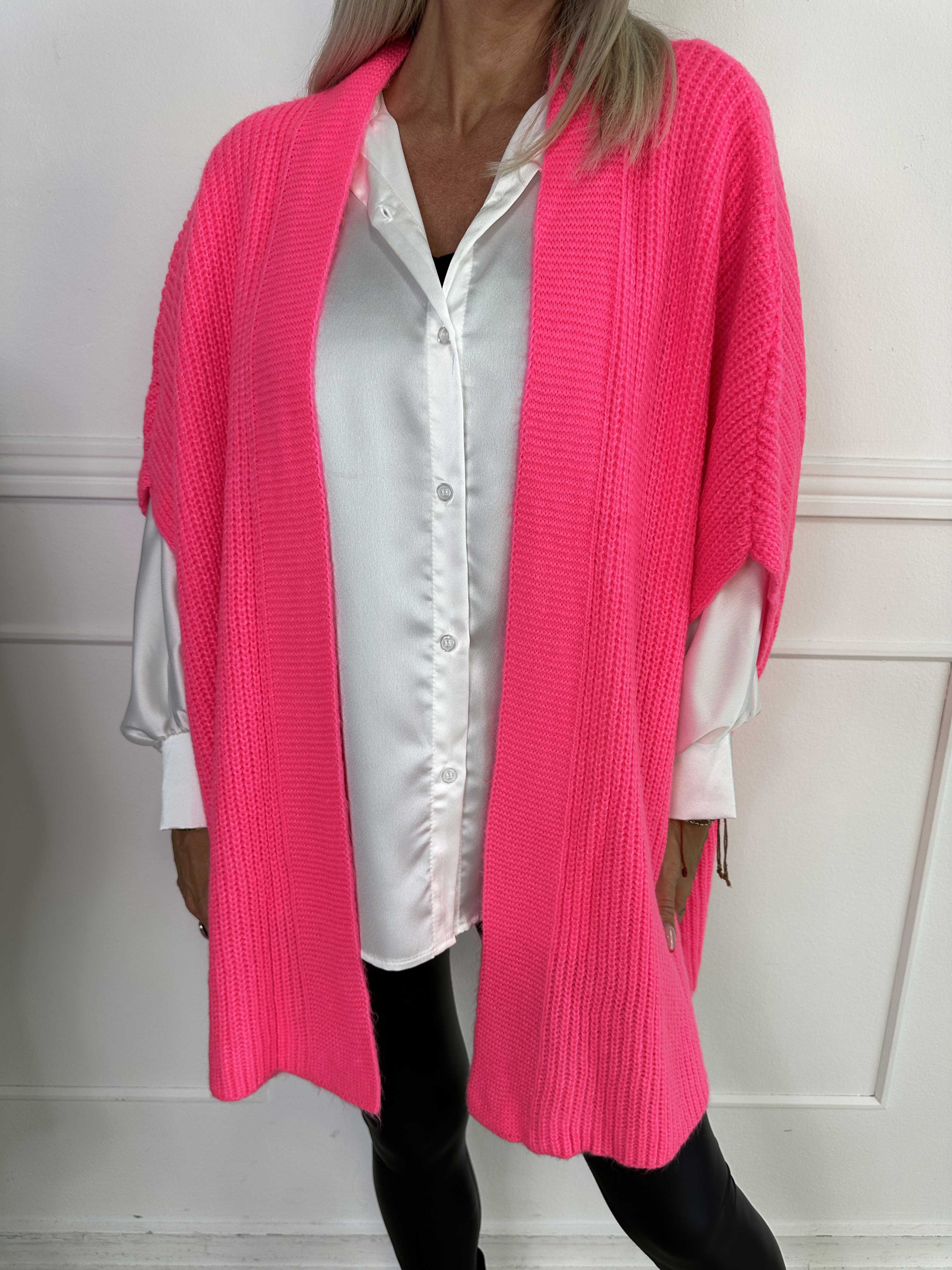 Delfini - Enfärgad stickad kofta med korta ärmar