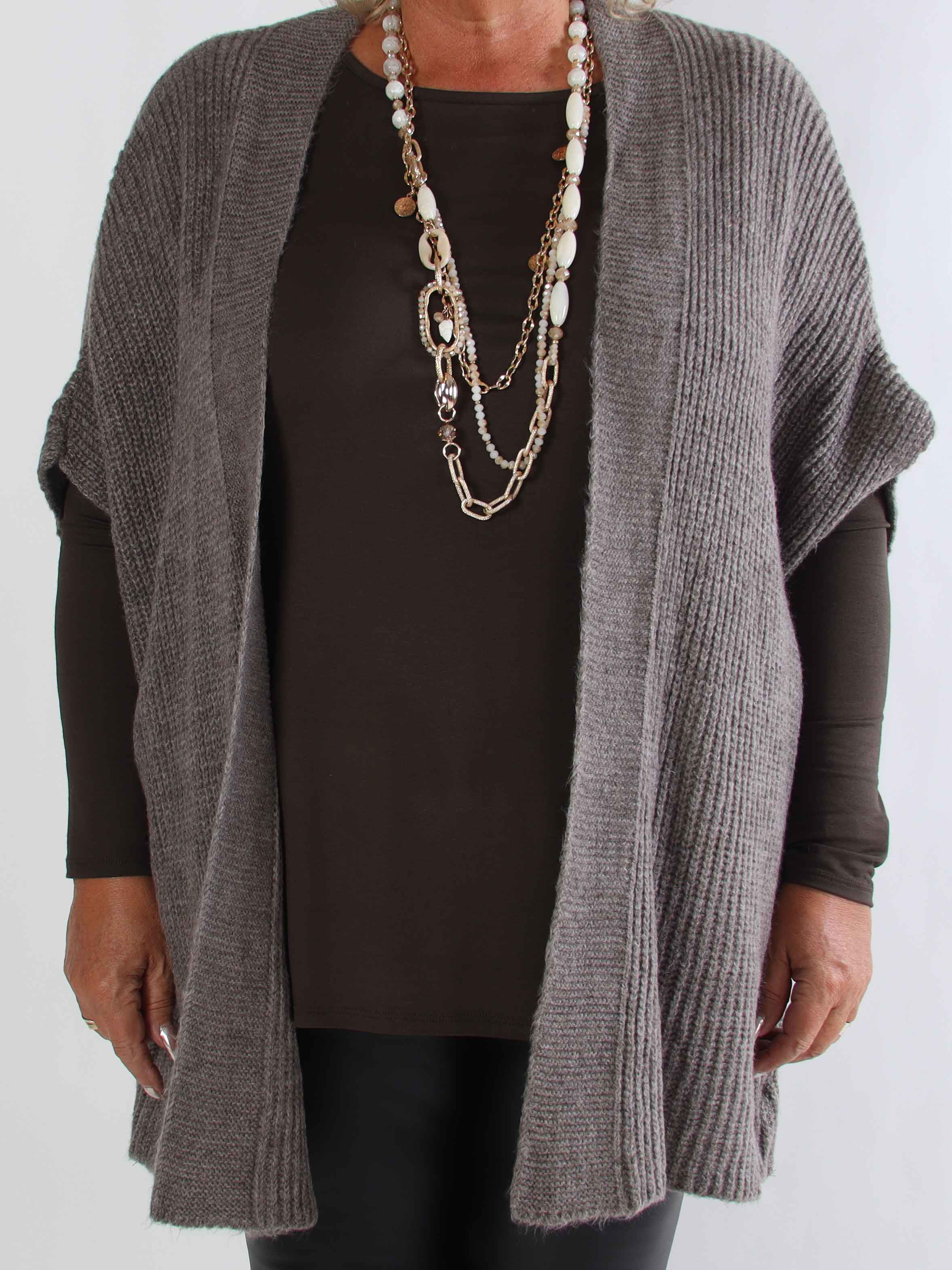 Delfini - Stickad plus size kofta med korta ärmar