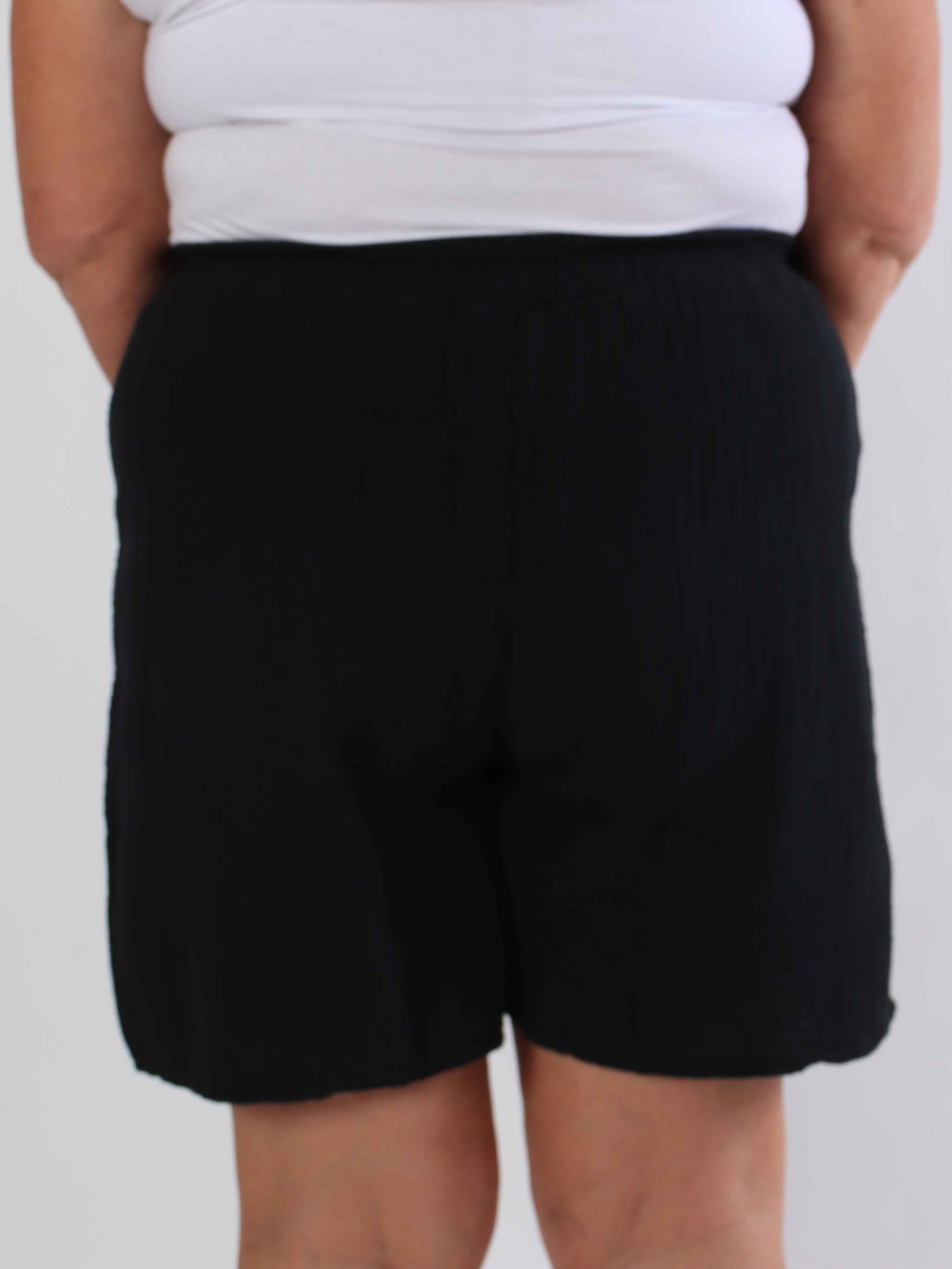 Delia - Mjuka plus size shorts i bomull