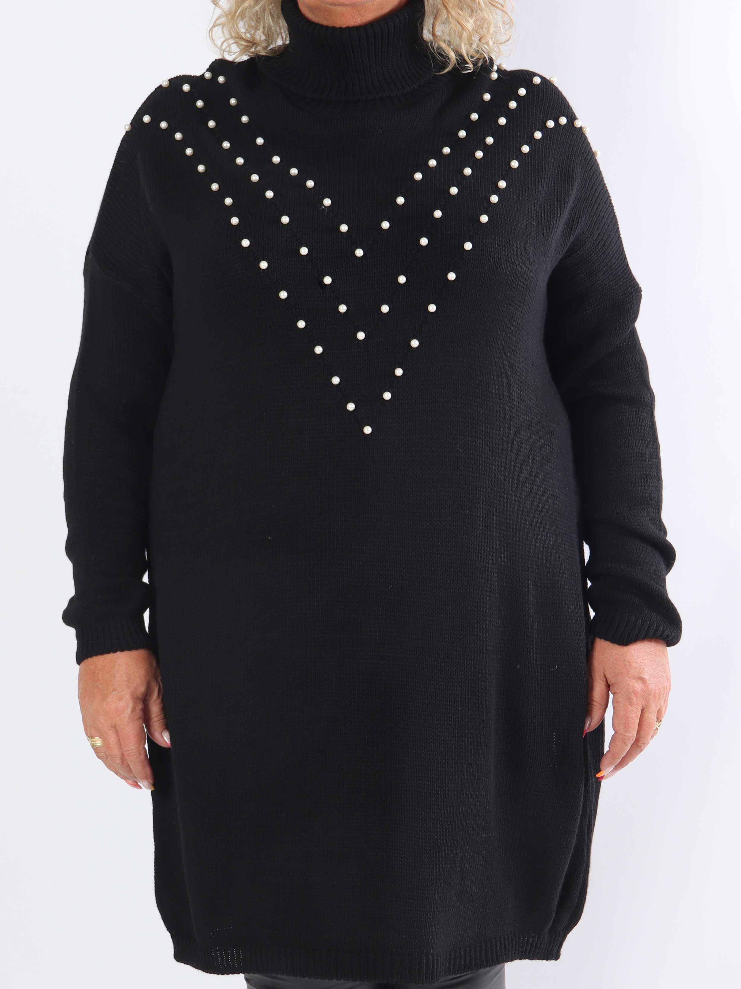 Desire - Stickad klänning med polokrage och vita pärlor