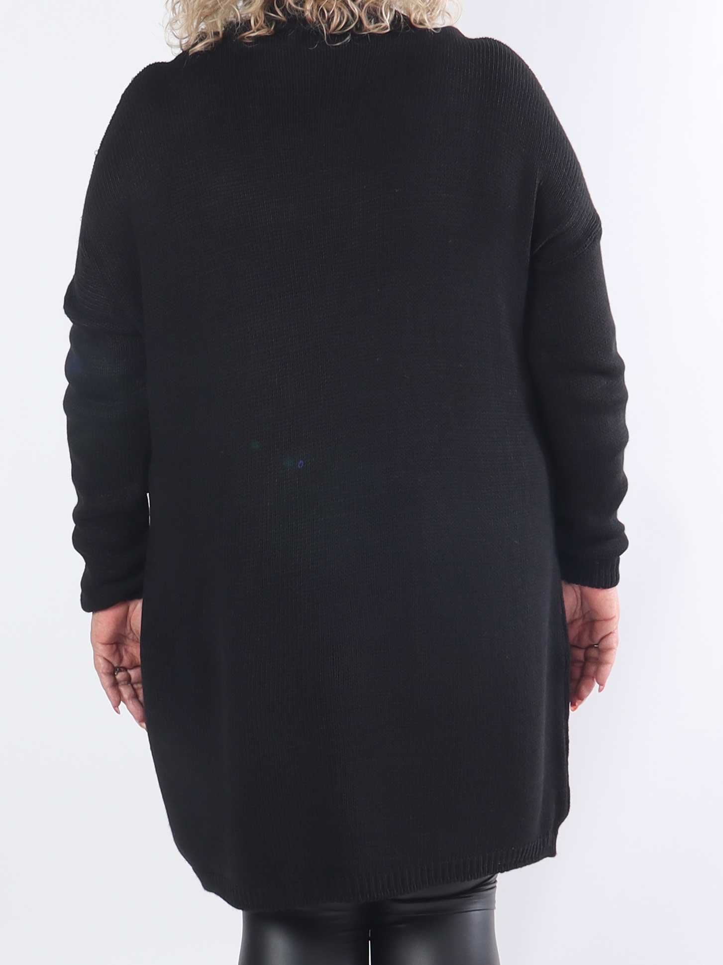 Desire - Stickad klänning med polokrage och vita pärlor