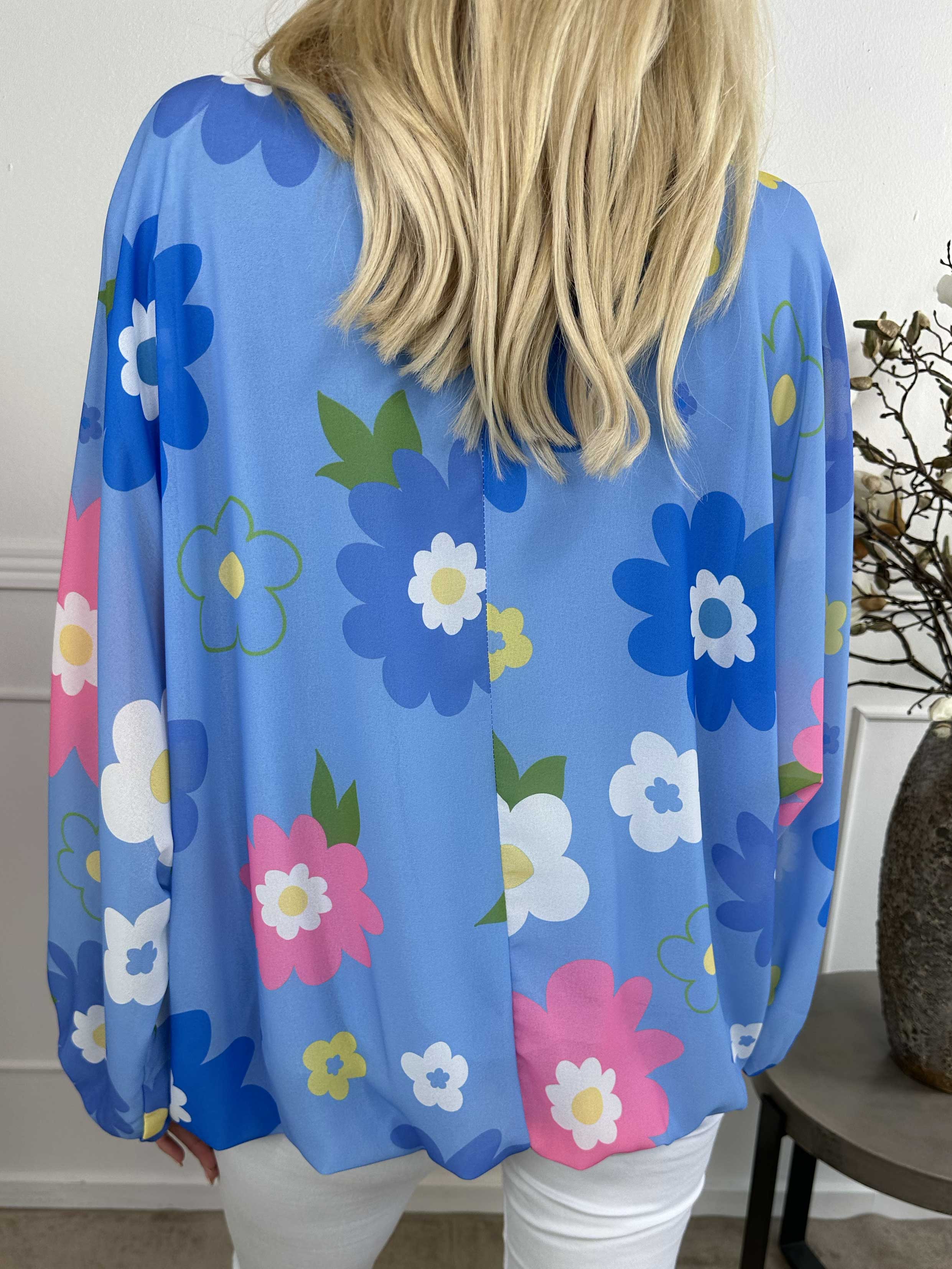 Destiny Flower - Chiffongblus med blommönster