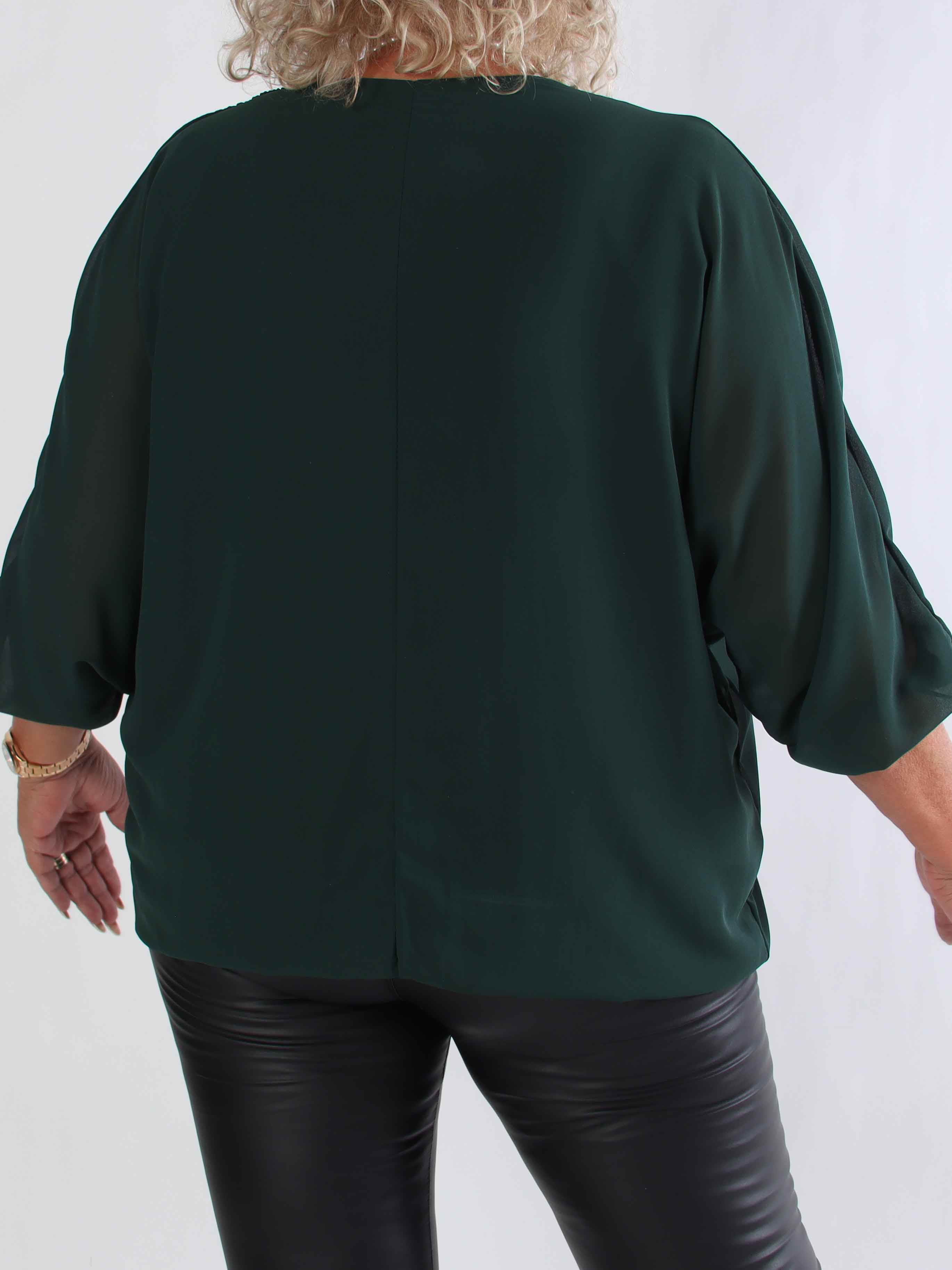 Destiny Plain - Plus size blus i chiffong med fladdermusärmar