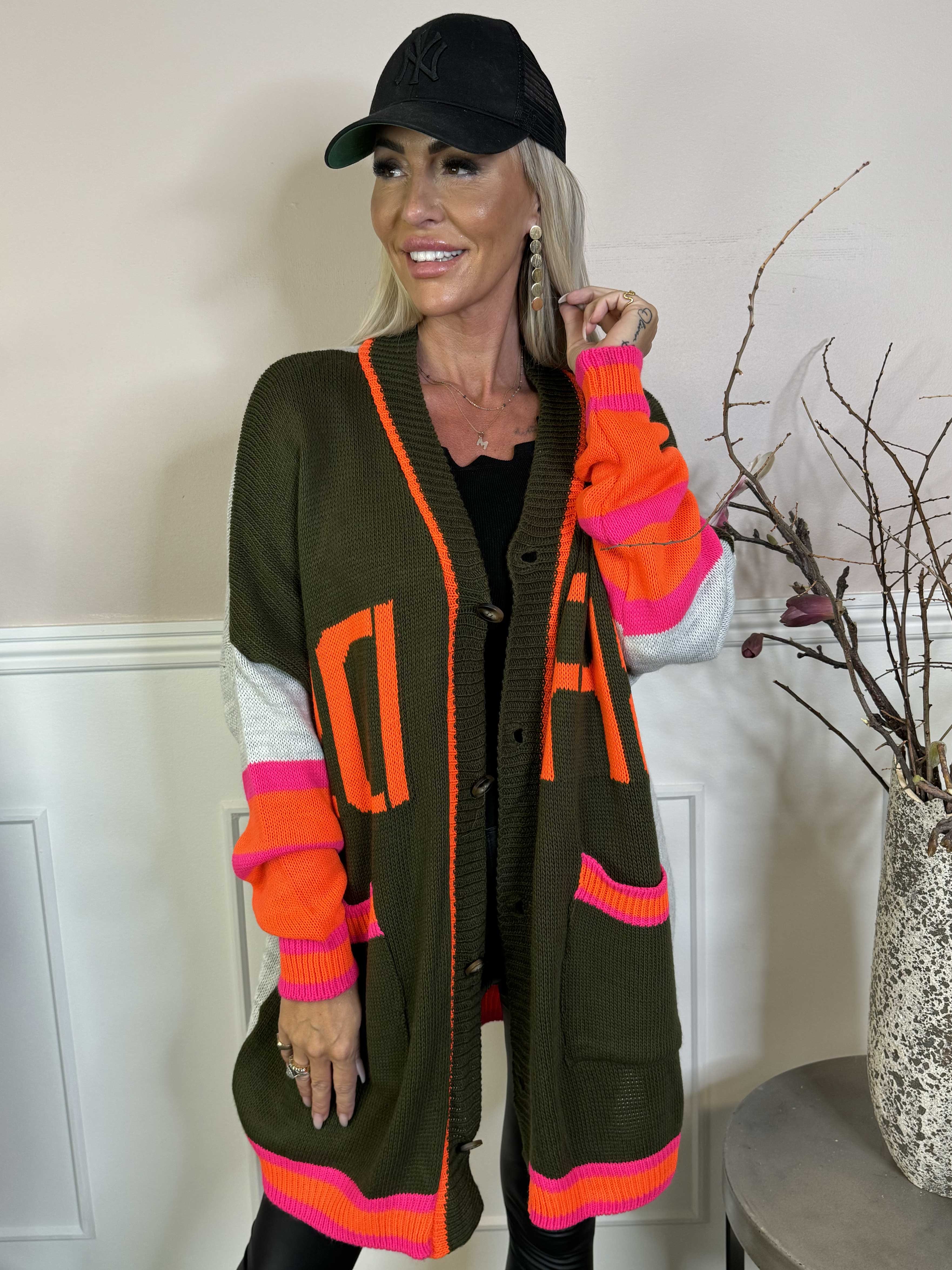 Diah - Mångfärgad college-stickad kofta