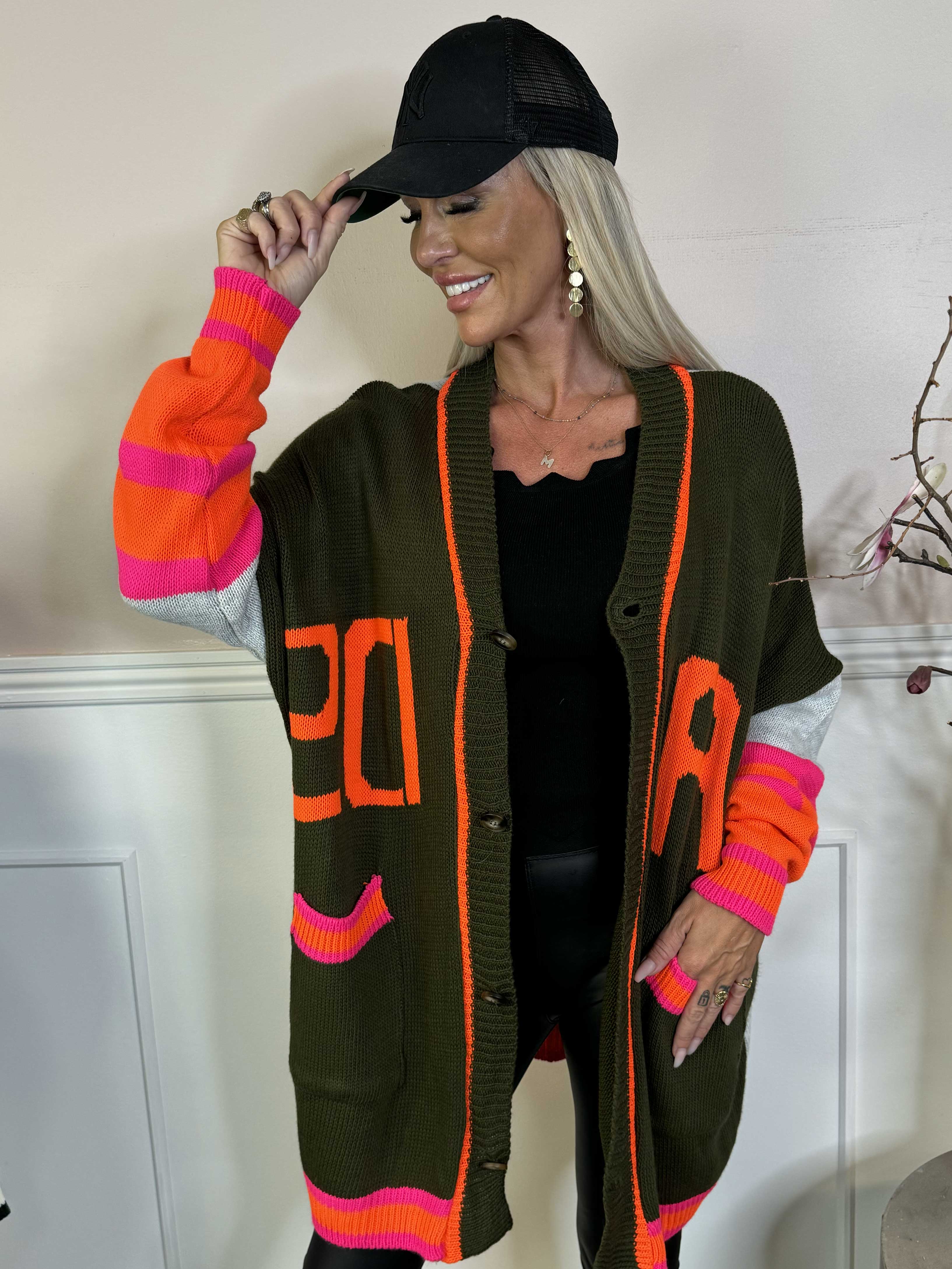 Diah - Mångfärgad college-stickad kofta