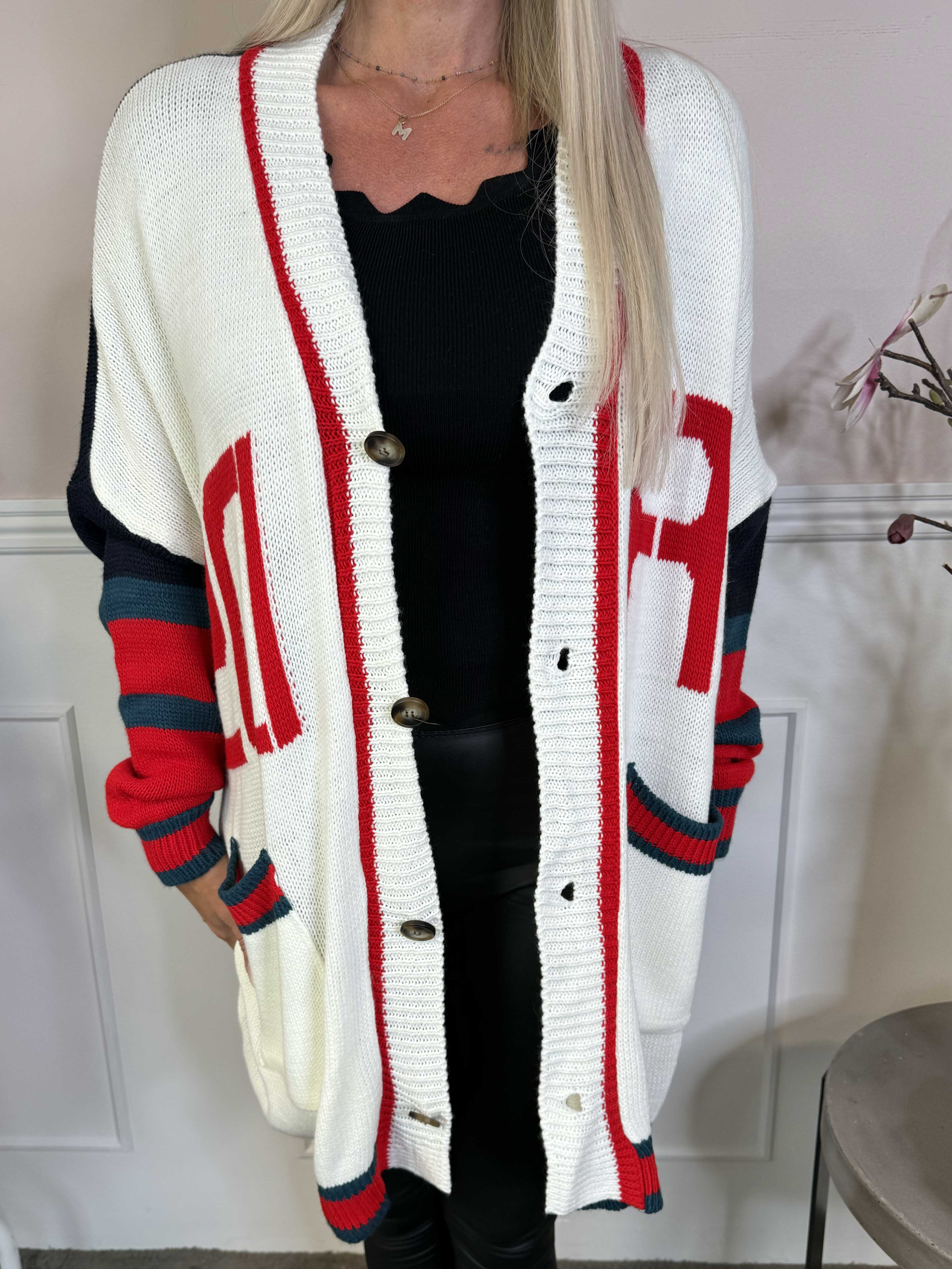 Diah - Mångfärgad college-stickad kofta