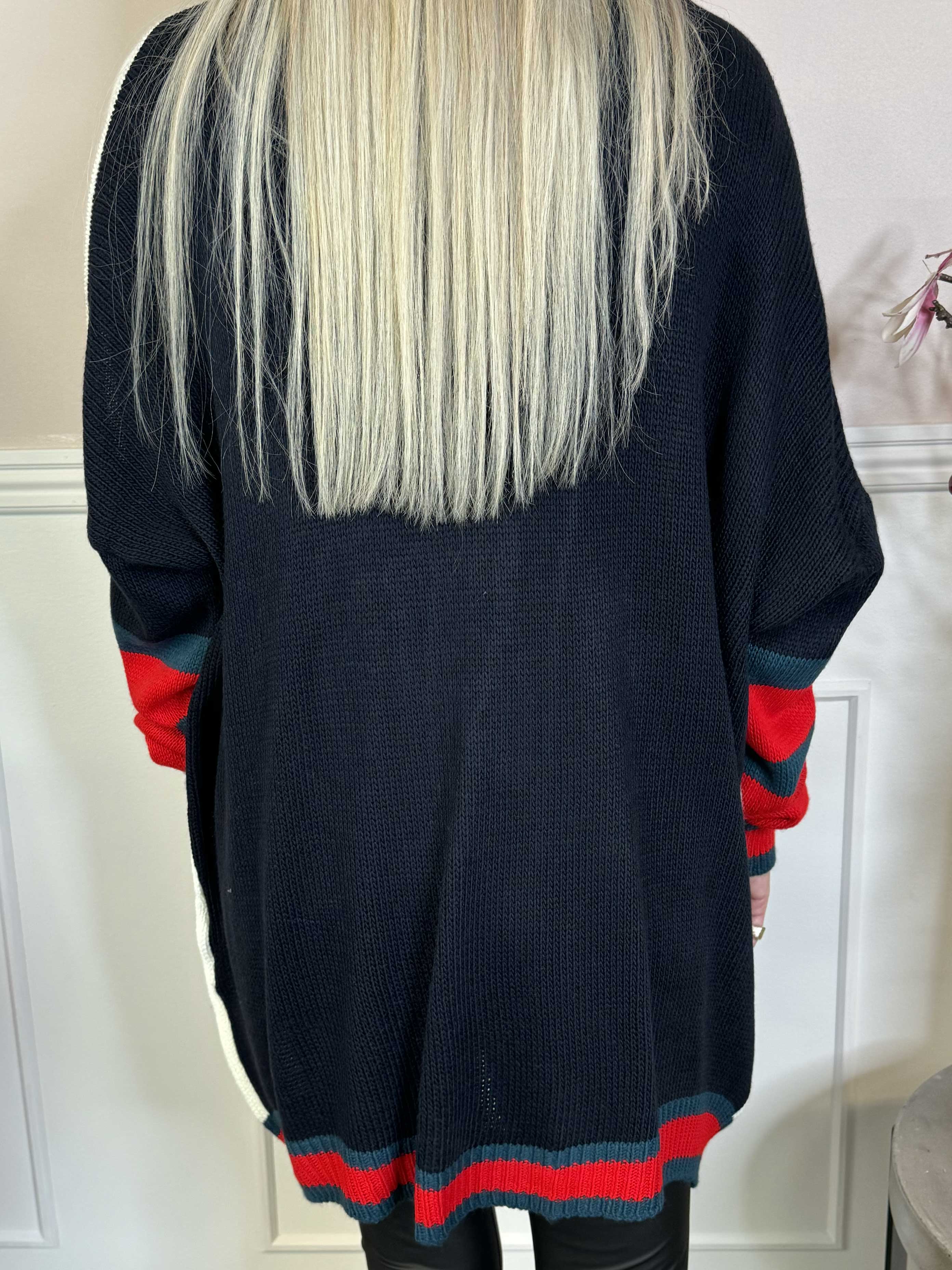 Diah - Mångfärgad college-stickad kofta