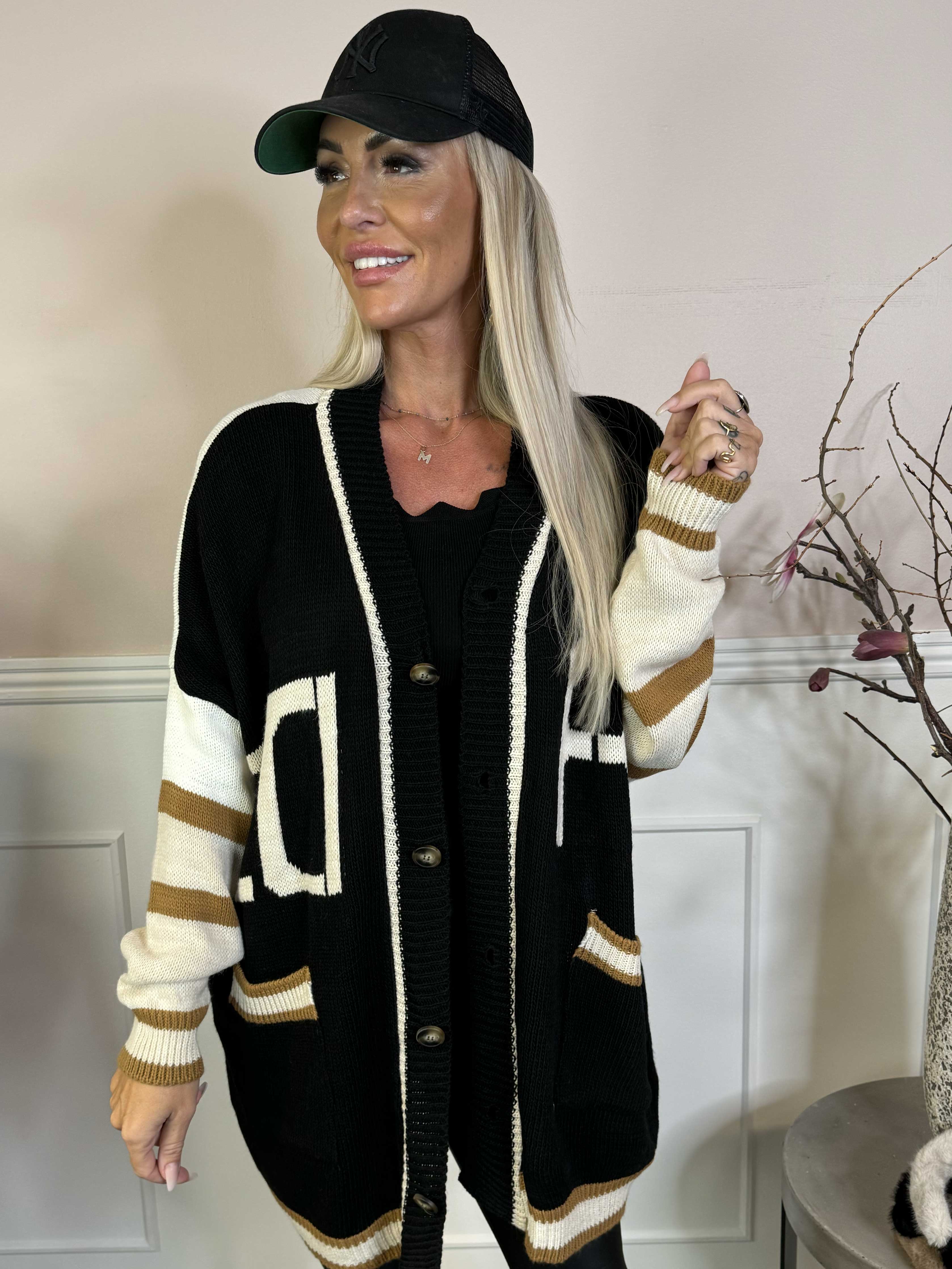 Diah - Mångfärgad college-stickad kofta