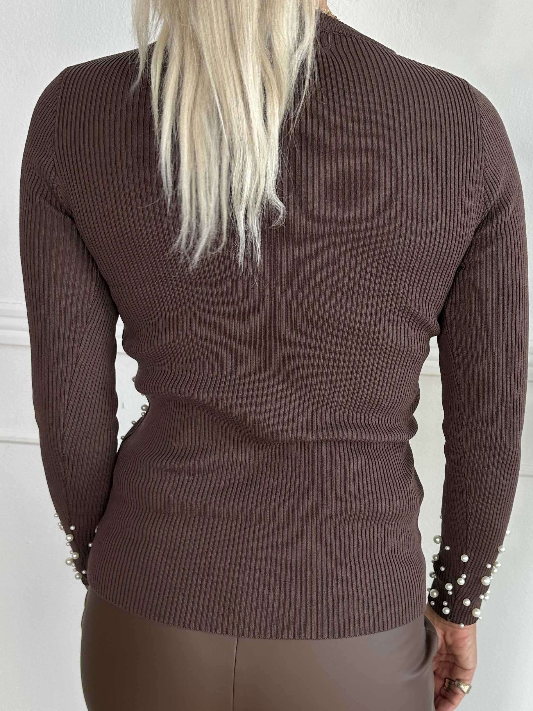 Diantha - Blus i viskos med pärlor och mycket stretch