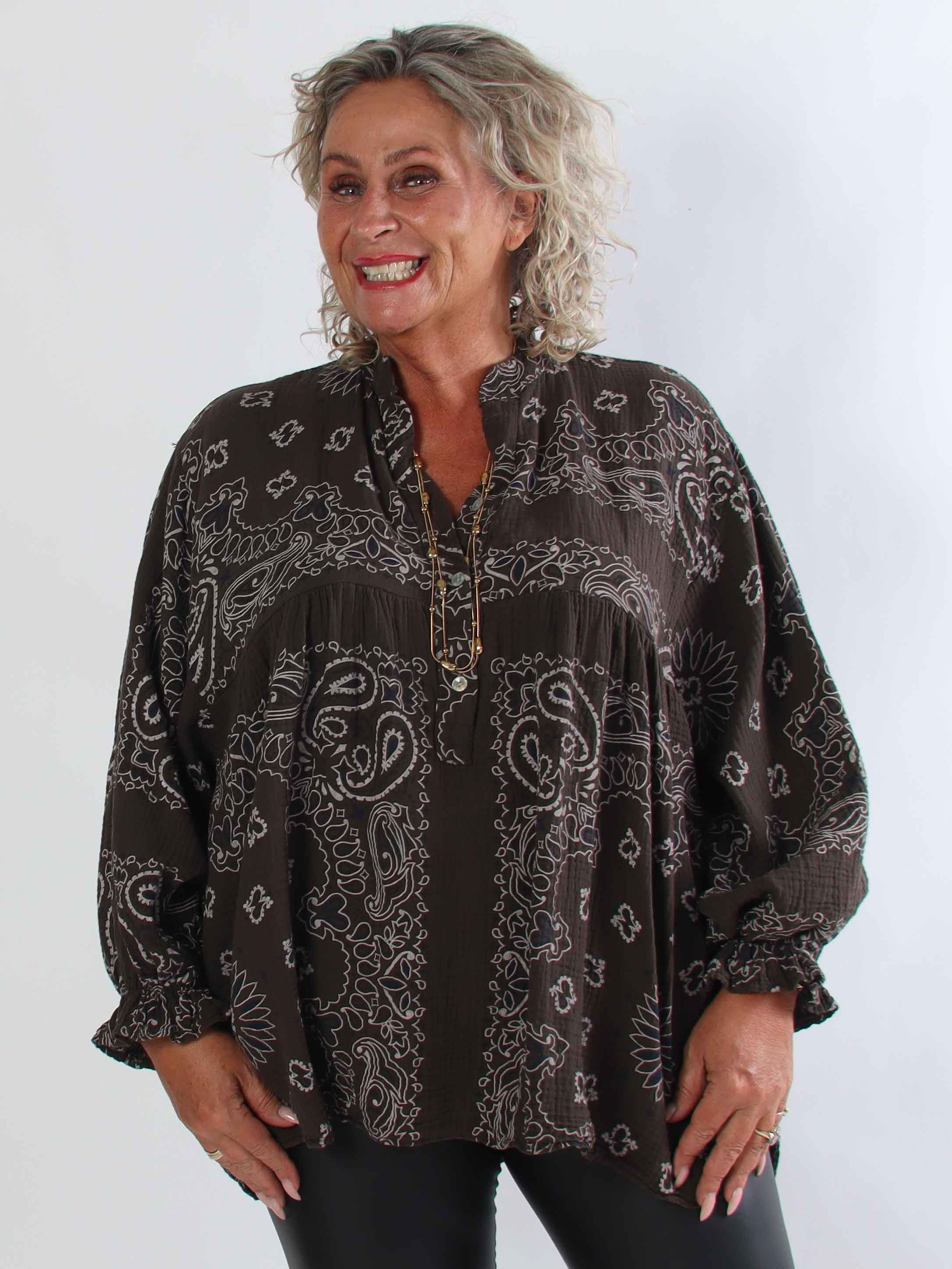 Diva Paisley – Plus size tunika i mjuk bomullsmuslin med paisleymönster